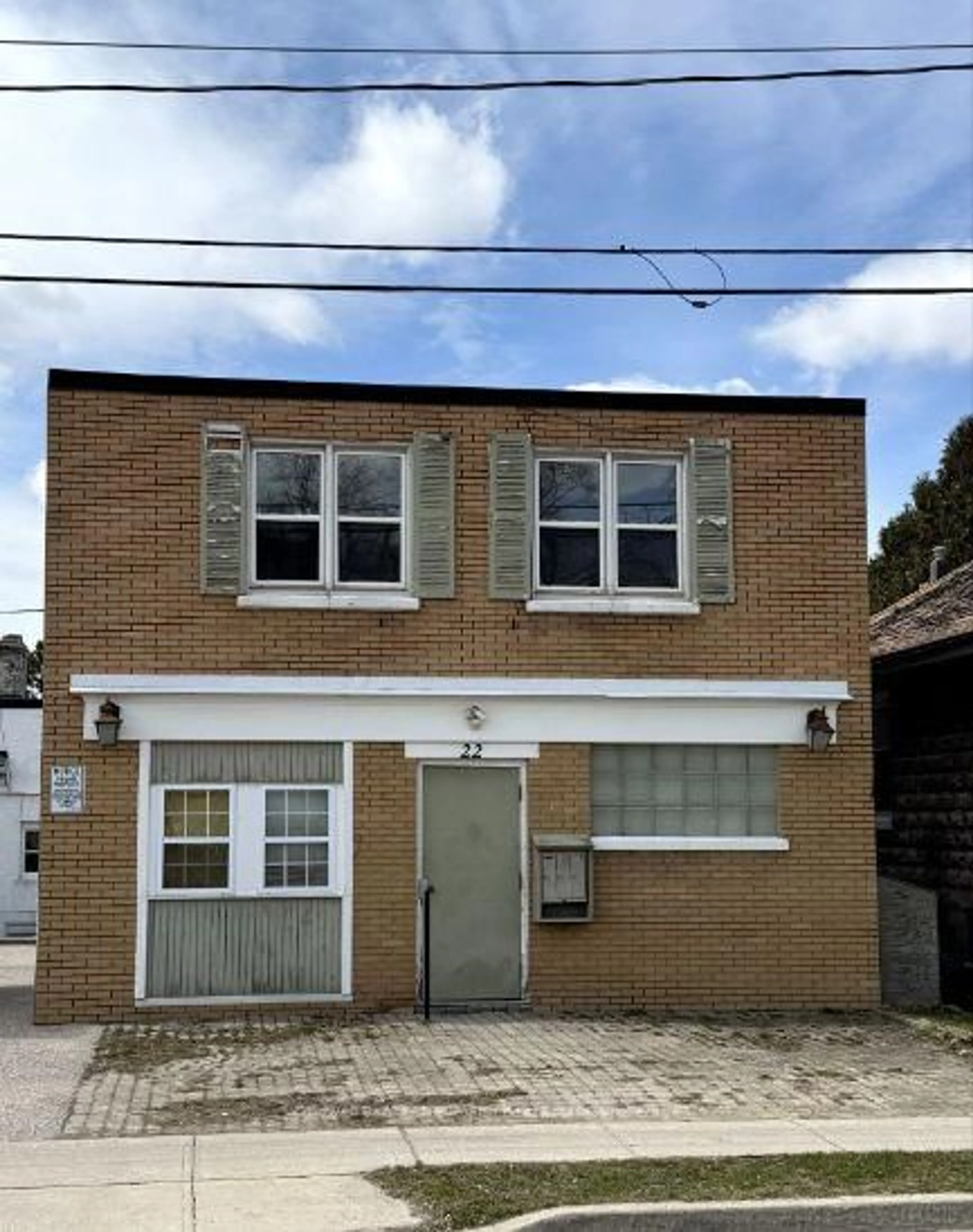 Home with brick exterior material, building for 22 Cambridge St, Cambridge Ontario N1R 3R7
