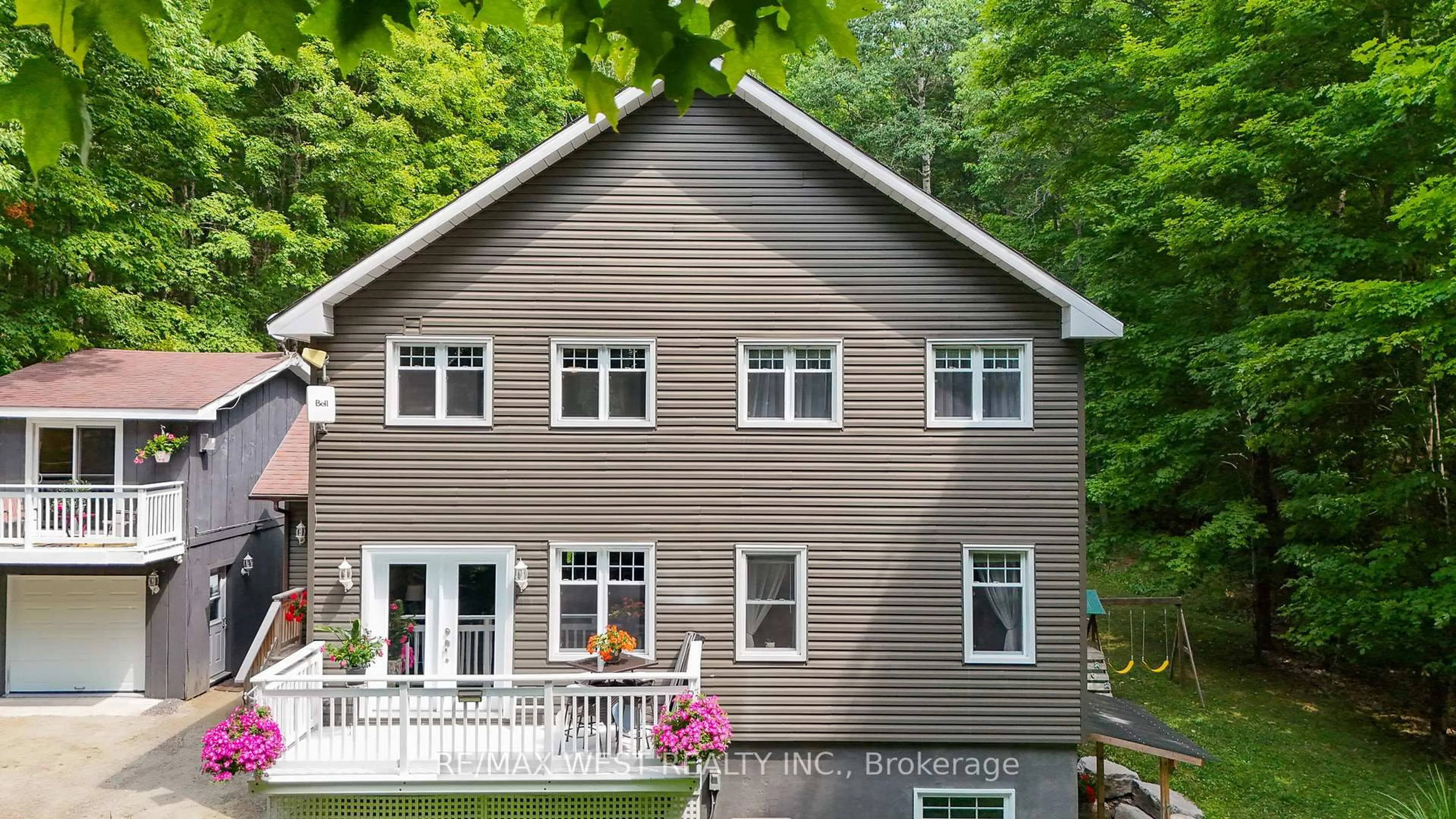 Home with vinyl exterior material, street for 1158 Lorne Lane, Dysart et al Ontario K0M 1S0