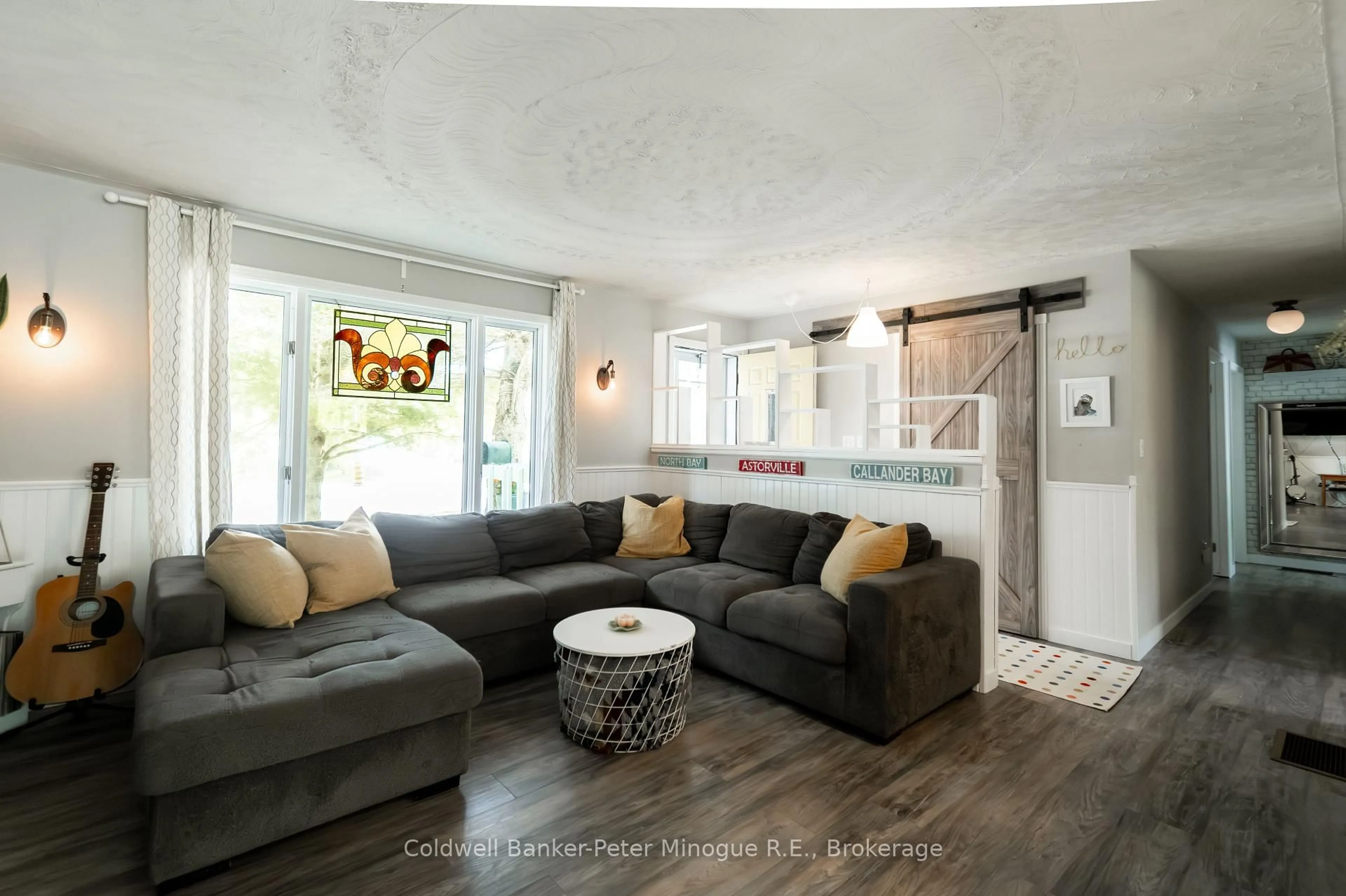 Living room with furniture, unknown for 110 Swale St, Callander Ontario P0H 1H0