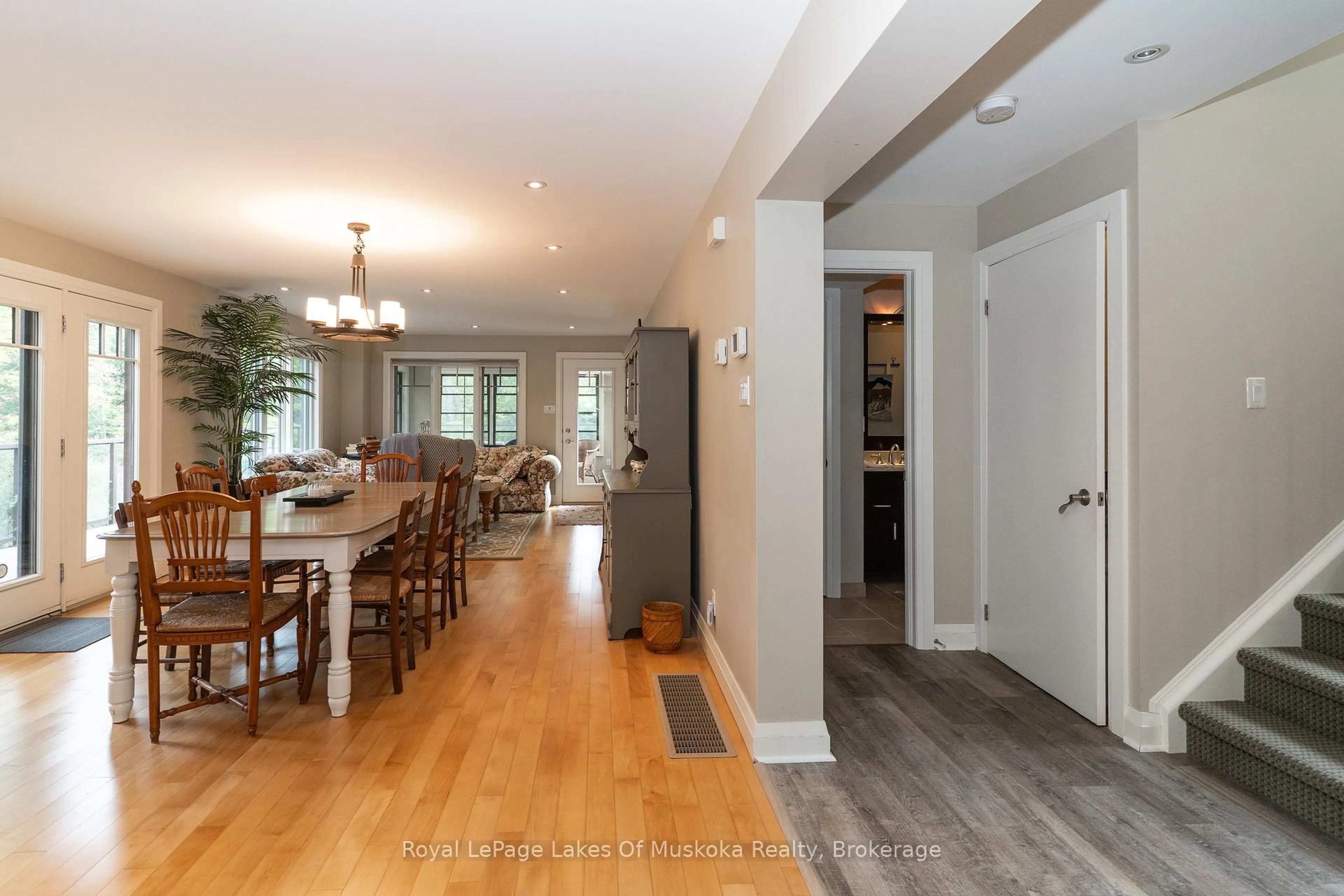 Unknown for 210&230 Revell St, Gravenhurst Ontario P1P 0E3