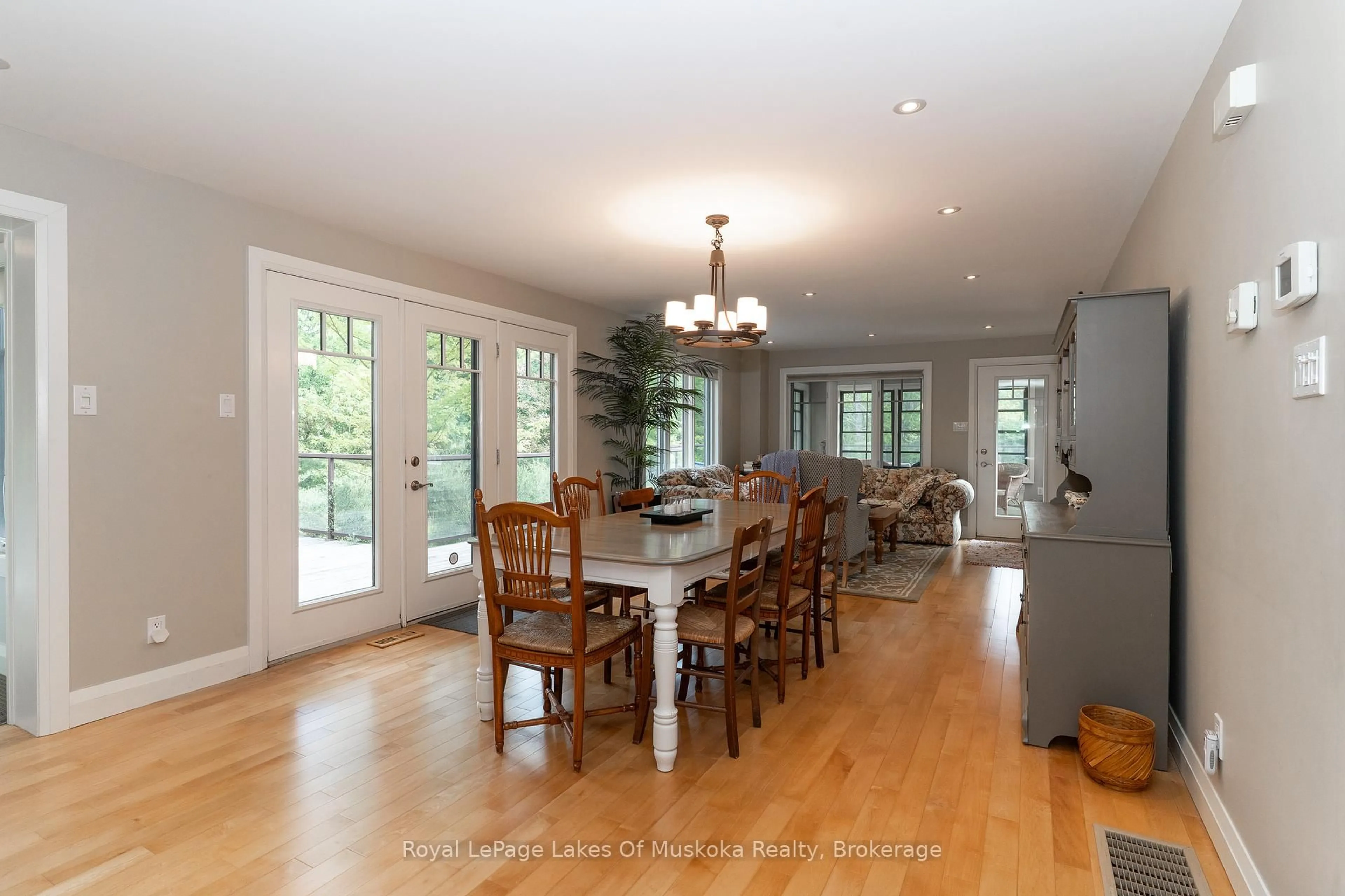 Dining room, unknown for 210&230 Revell St, Gravenhurst Ontario P1P 0E3