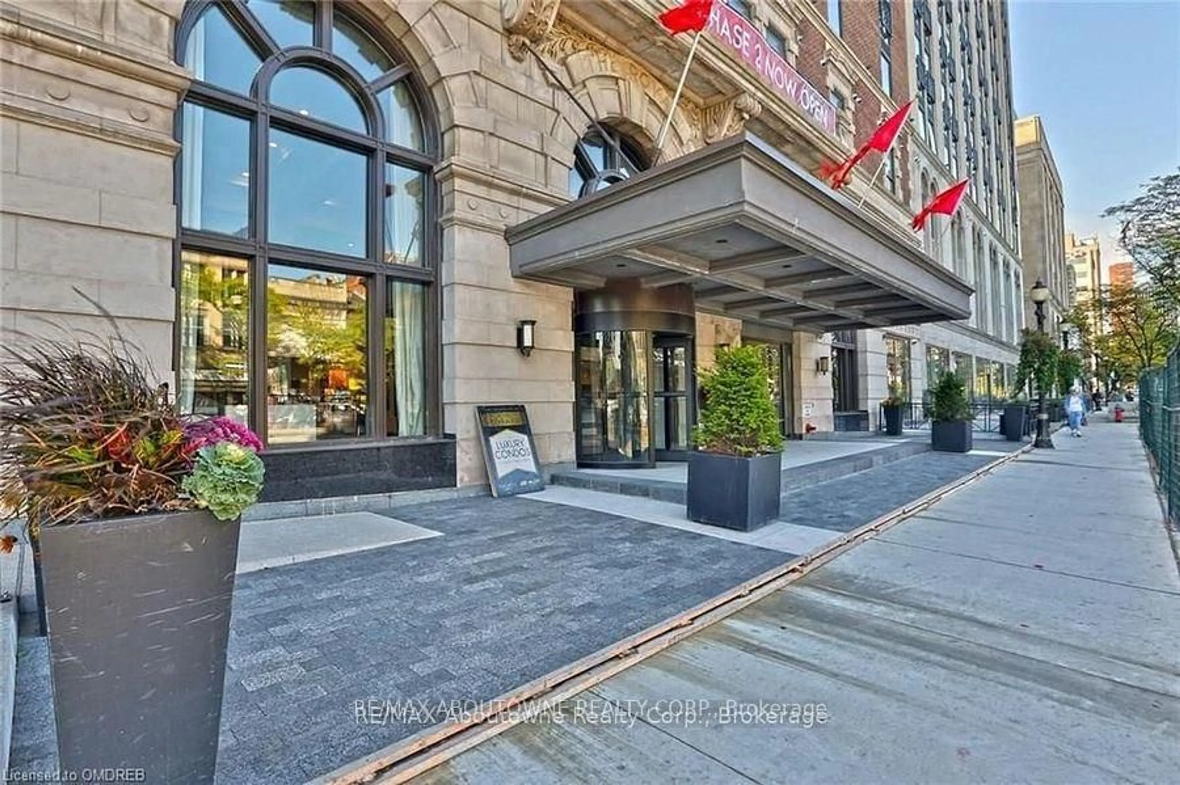Lobby for 118 King St #312, Hamilton Ontario L8N 0A9