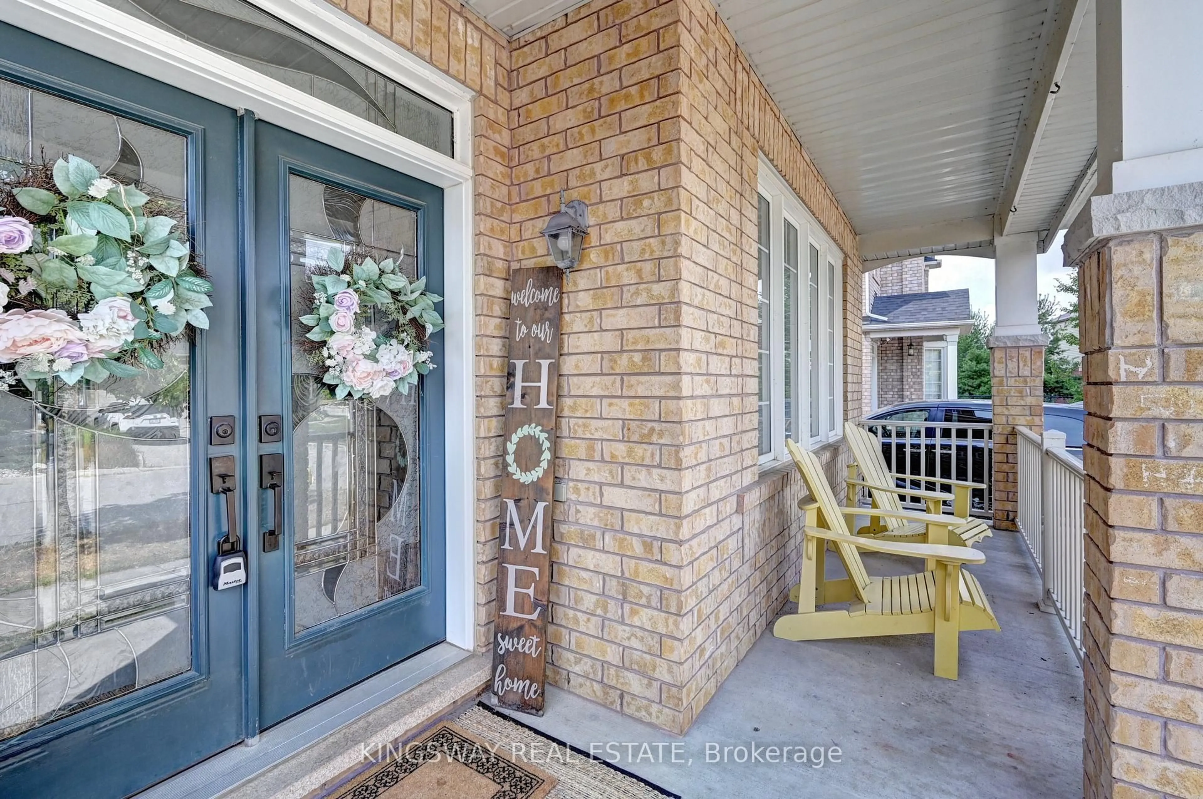 Indoor entryway for 31 Chase Cres, Cambridge Ontario N3C 0C5