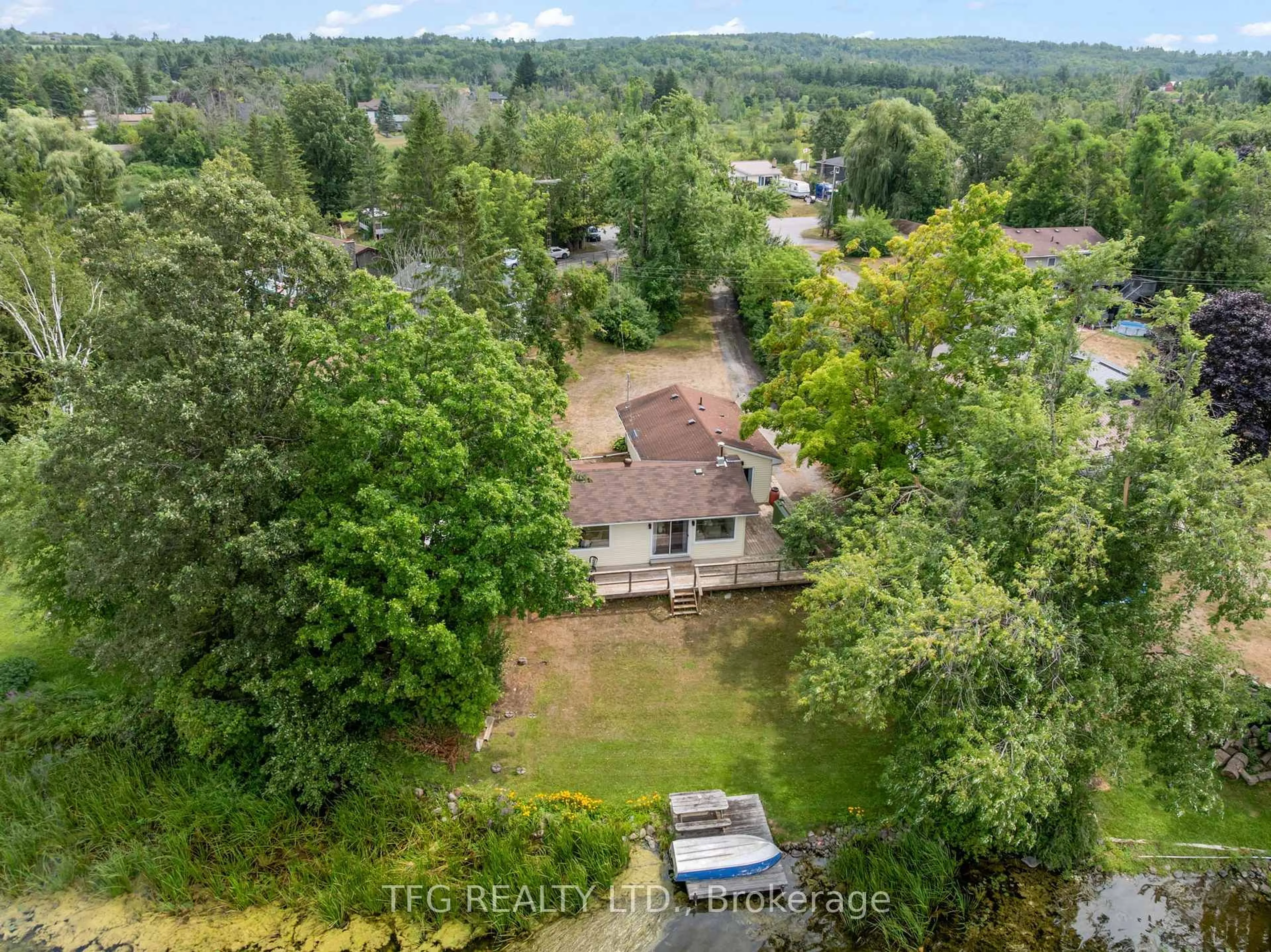 A pic from outside/outdoor area/front of a property/back of a property/a pic from drone, water/lake/river/ocean view for 53 Carlton Cres, Kawartha Lakes Ontario K0L 2W0