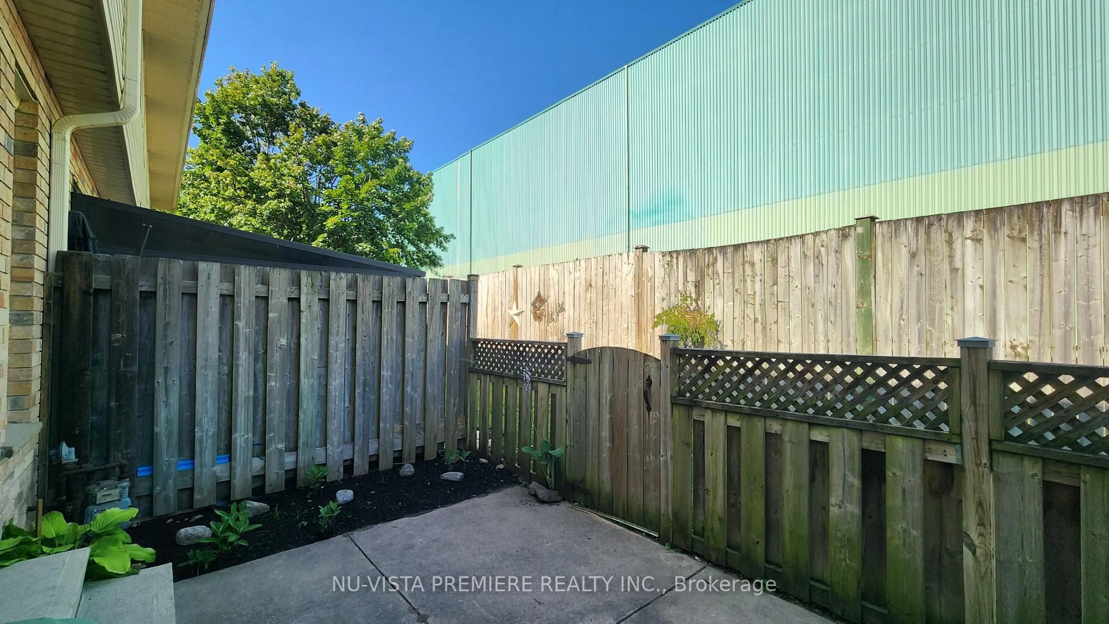 Patio, unknown for 40 Burslem St #7, London East Ontario N5W 2V7