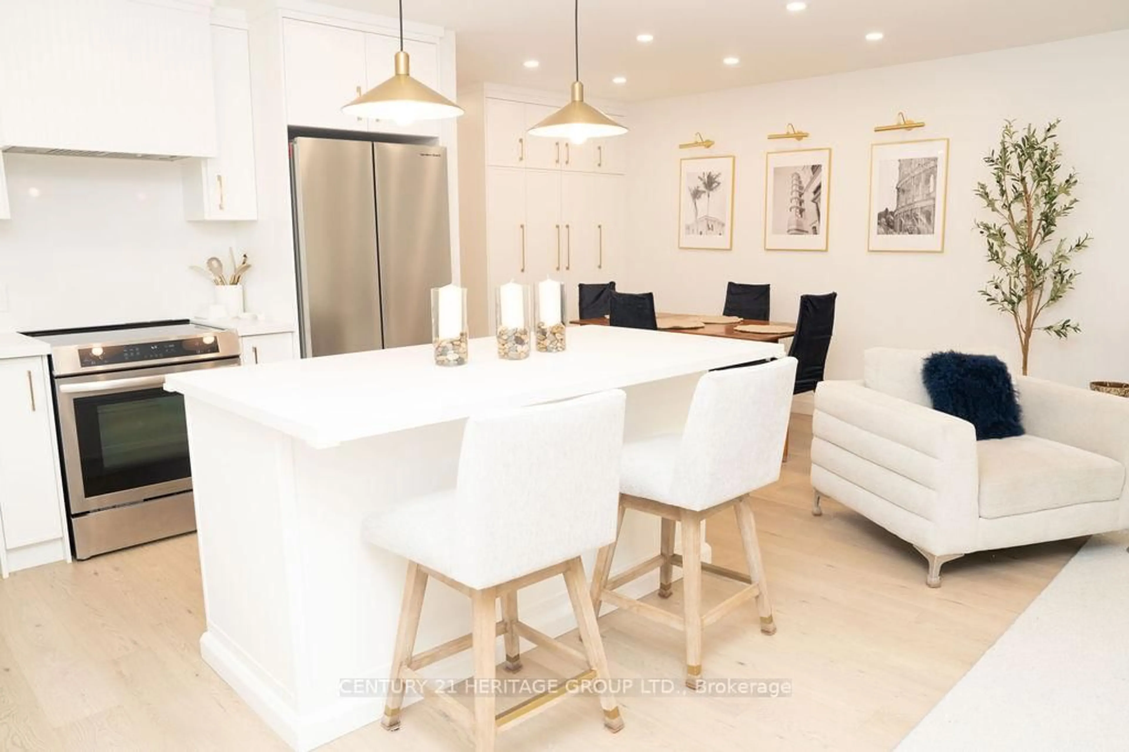 Open concept kitchen, ceramic/tile floor for 72 Ted St, St. Catharines Ontario L2N 1E5
