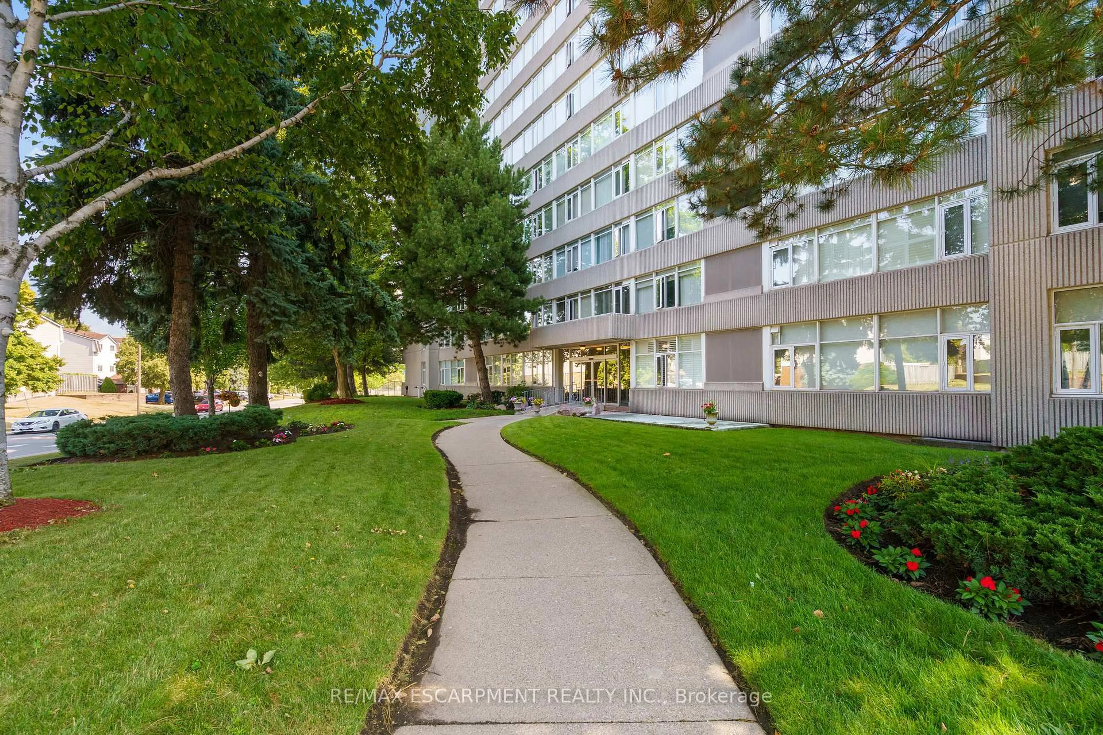 Unknown for 30 Harrisford St #908, Hamilton Ontario L8K 6N1