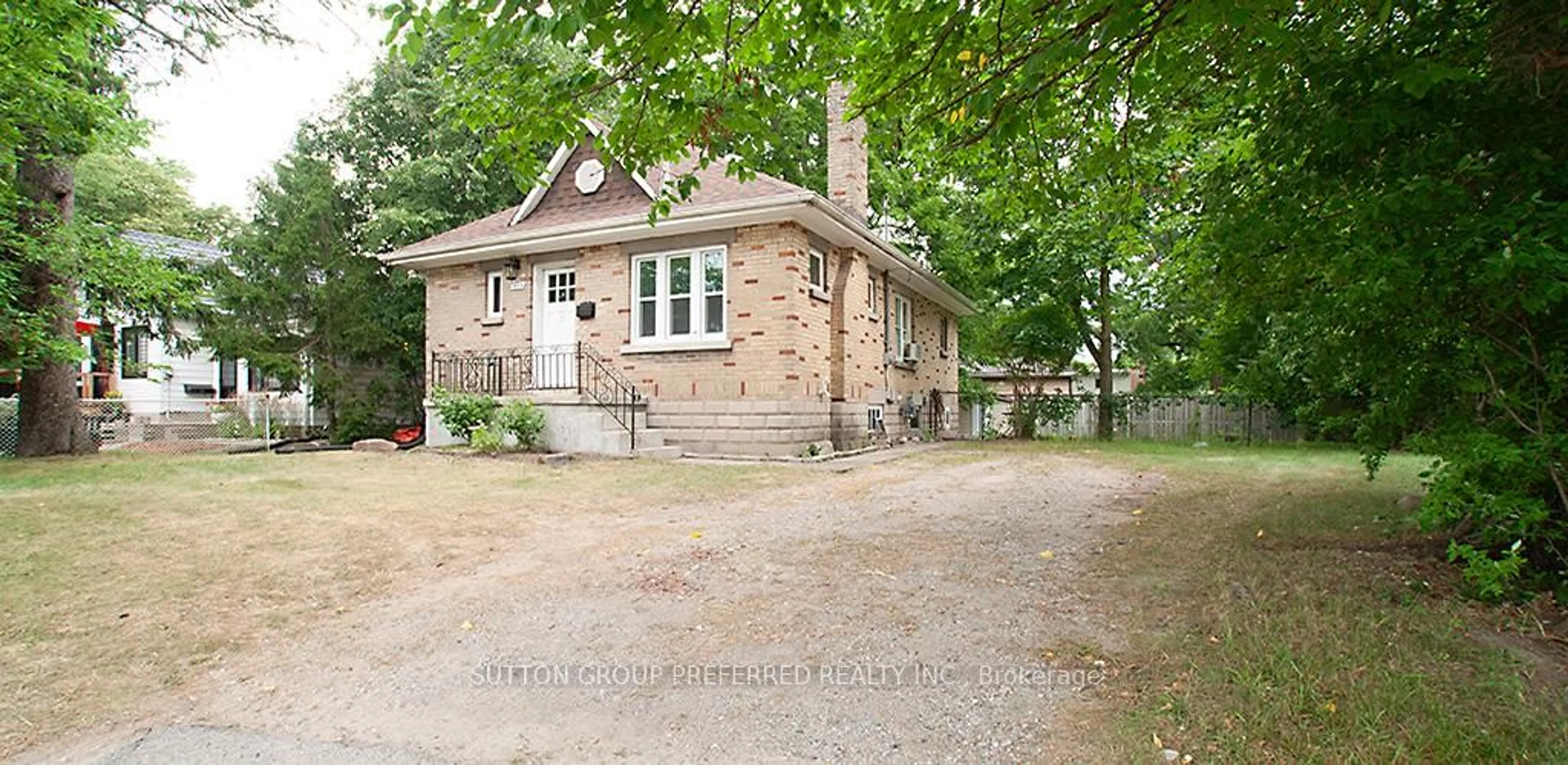 Unknown for 415 Springbank Dr, London South Ontario N6J 1G7