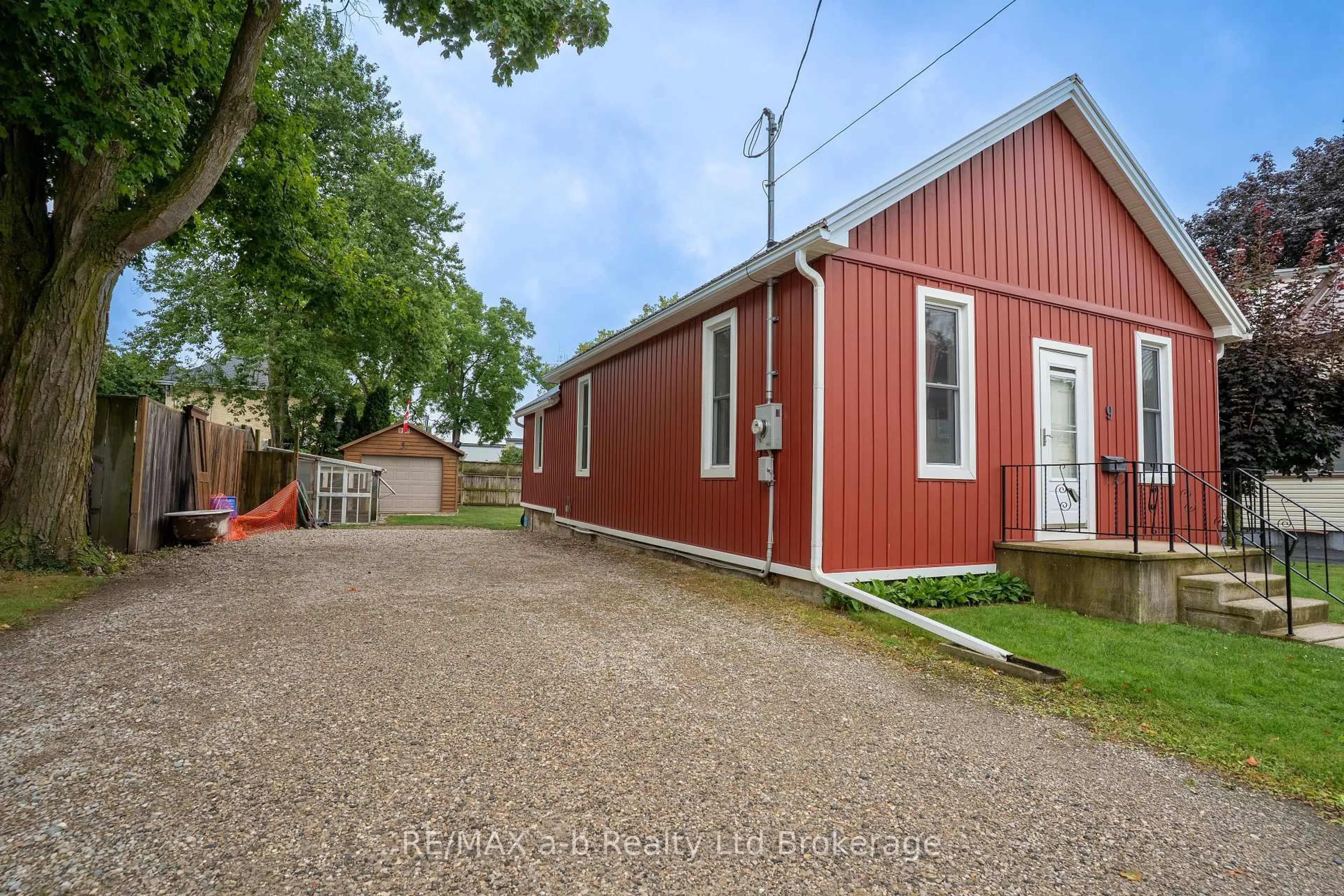 Shed for 9 ELGIN STREET WEST, Norwich Ontario N0J 1P0