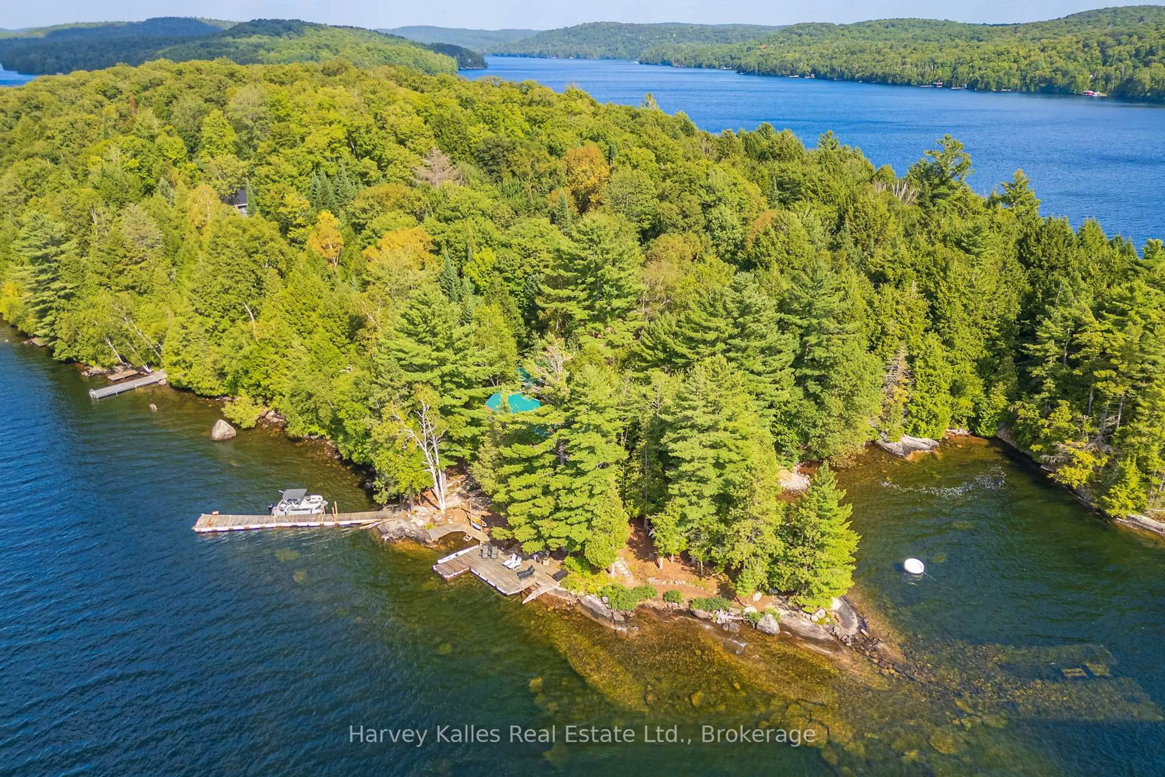 A pic from outside/outdoor area/front of a property/back of a property/a pic from drone, water/lake/river/ocean view for 19750 Kawagama Big Trout Island, Dysart et al Ontario P0A 1E0