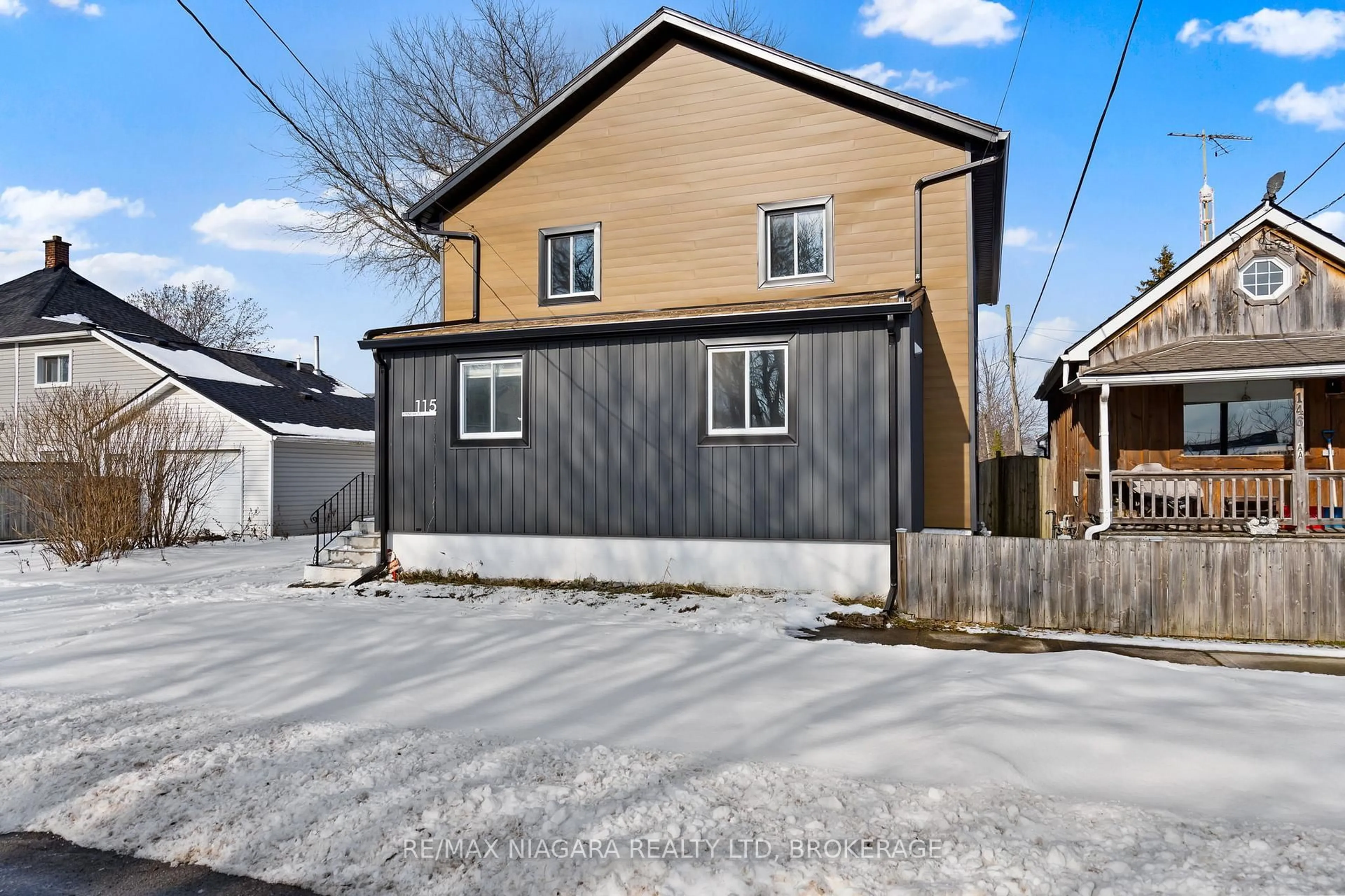 Unknown for 115 Kinnear St, Port Colborne Ontario L3K 1A8