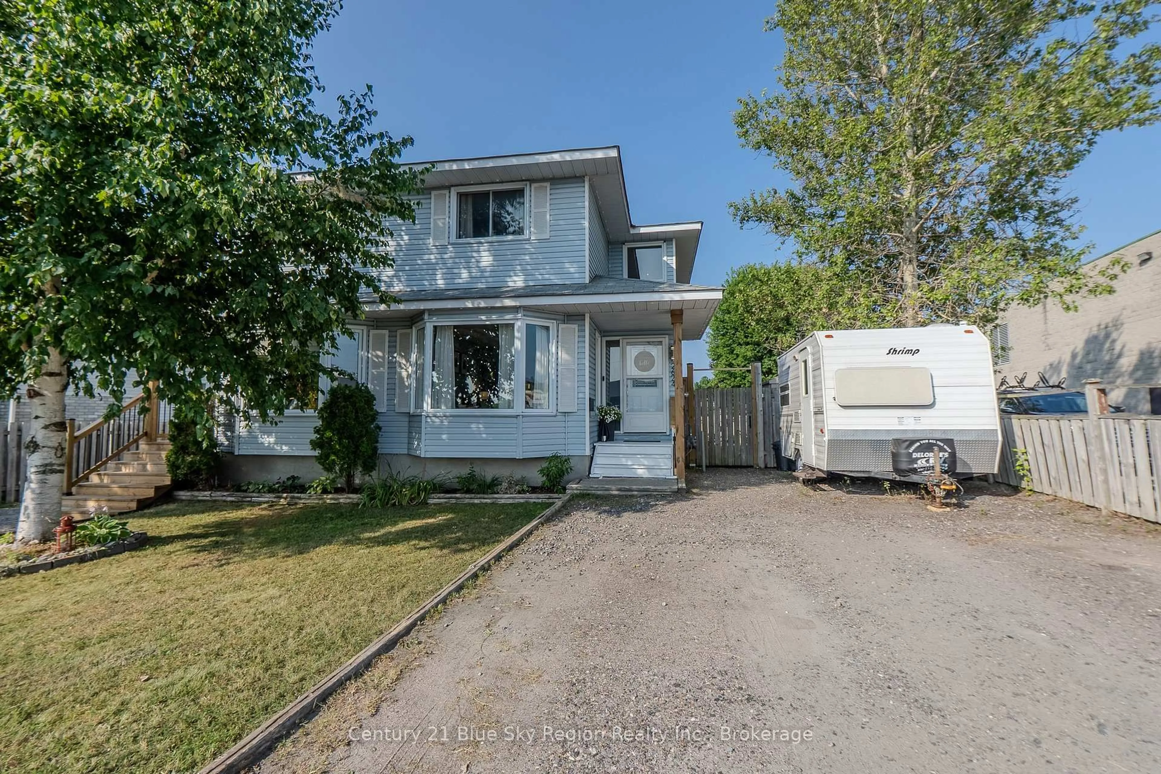 Unknown for 2624 Connaught Ave, North Bay Ontario P1B 9R5