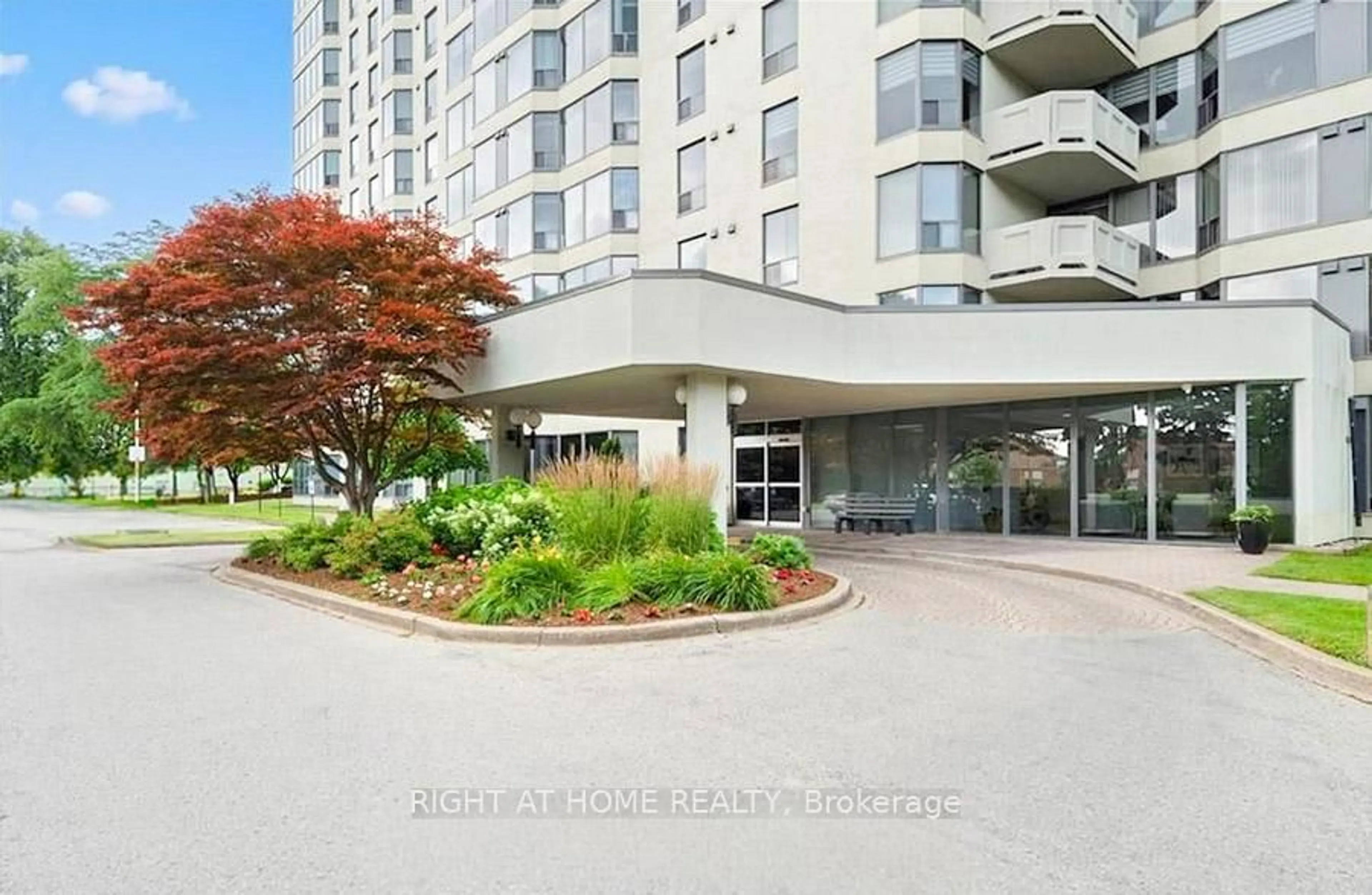 Unknown for 81 Scott St #806, St. Catharines Ontario L2N 7L5