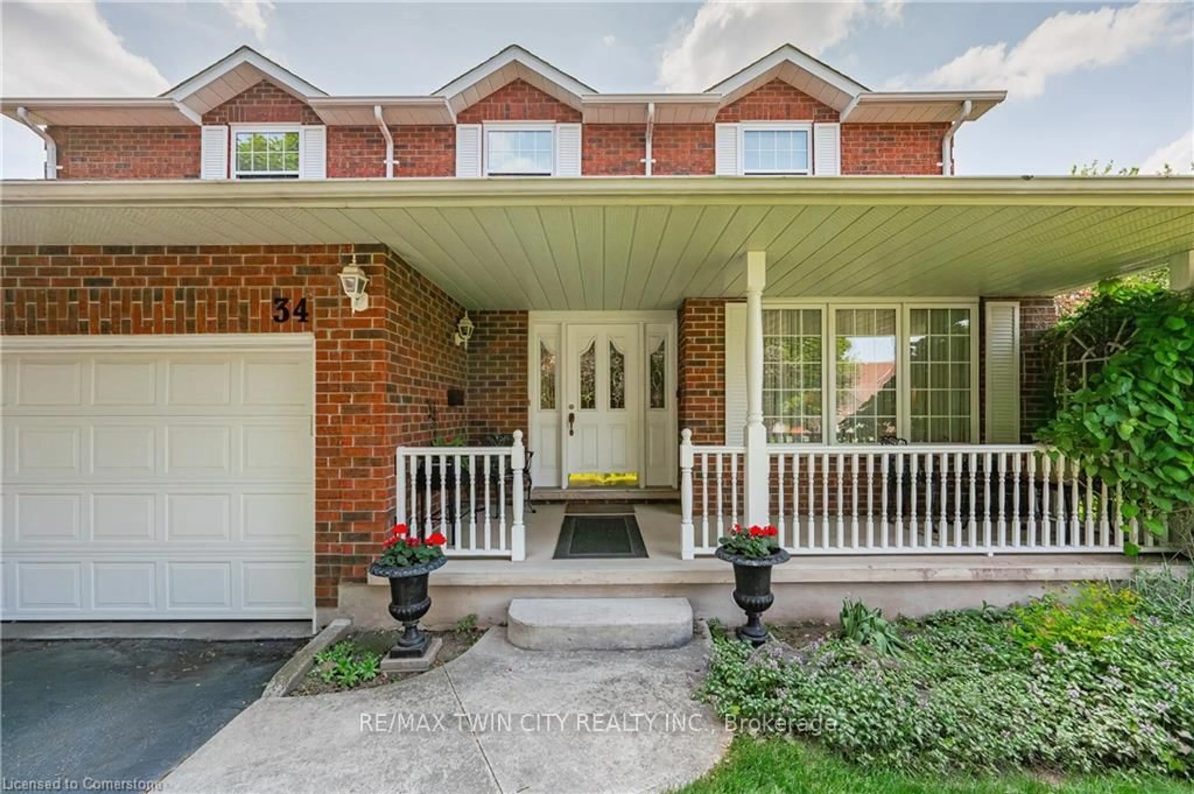 Home with brick exterior material, street for 34 Gowinlock Crt, Cambridge Ontario N1T 1N2