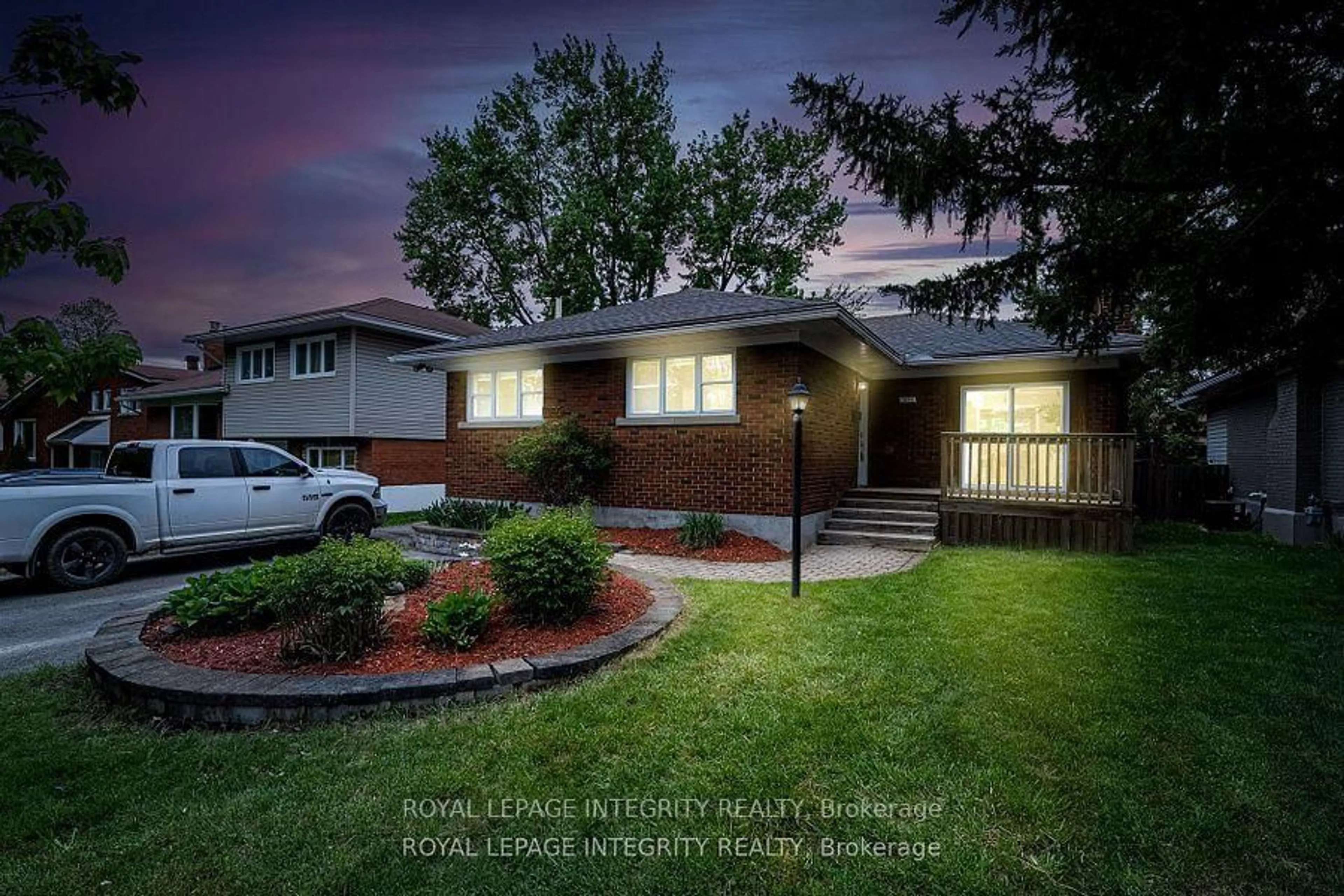 Home with brick exterior material, street for 1695 Gage Cres, Ottawa Ontario K2C 0Z7