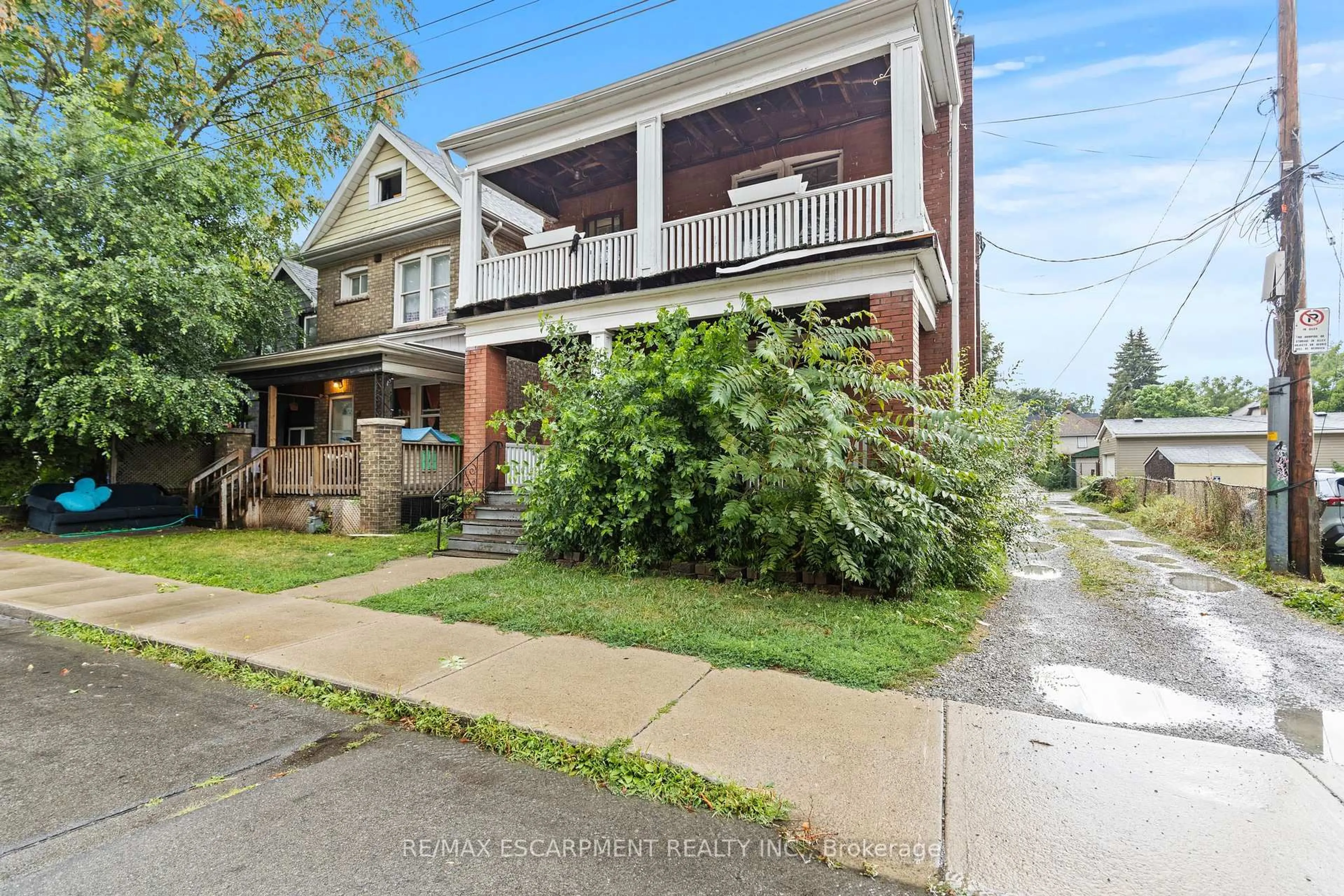 Unknown for 14 Norway Ave, Hamilton Ontario L8M 2V7