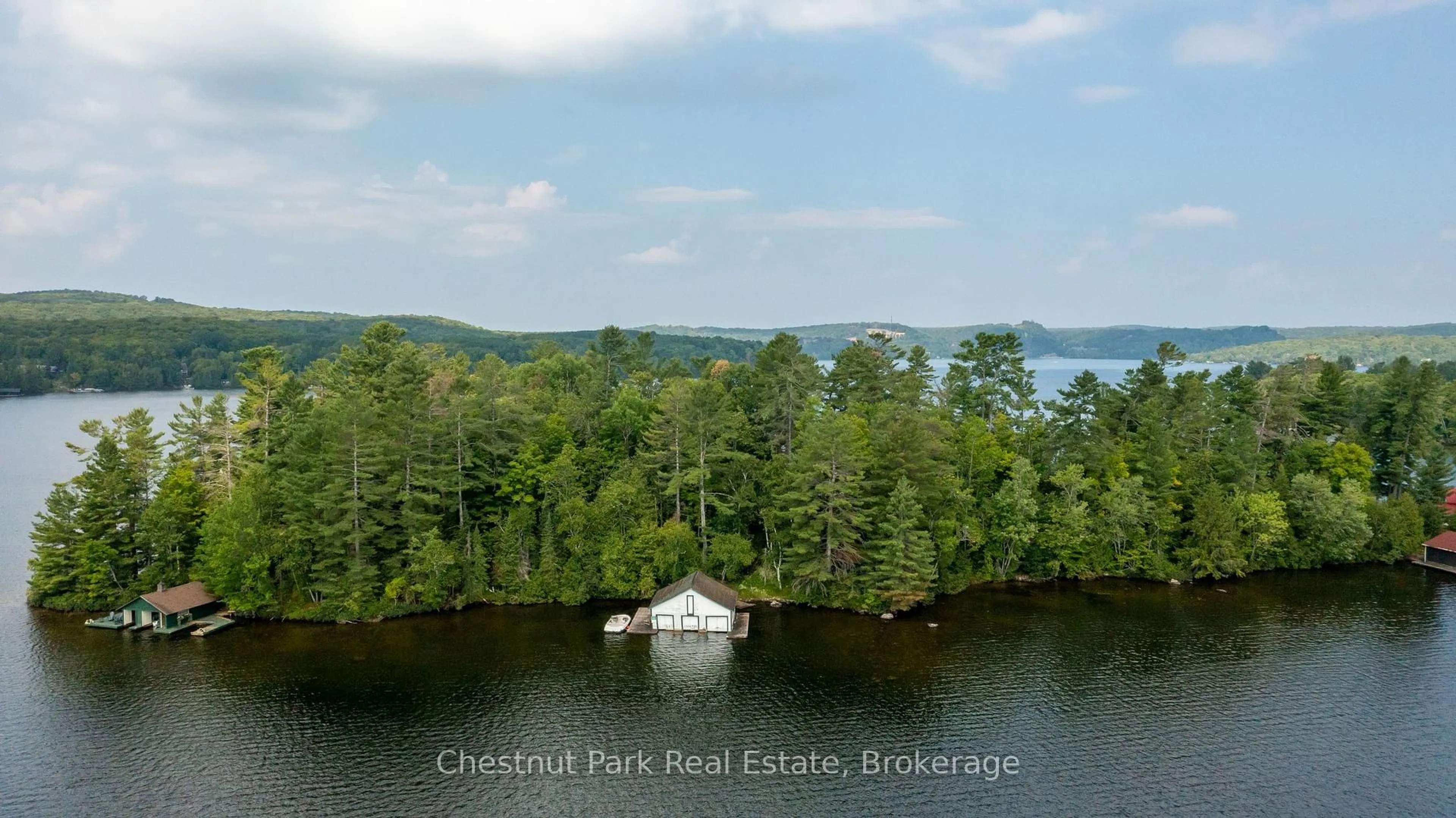 Unknown for 4 Hills Island, Lake of Bays Ontario P0B 1A0
