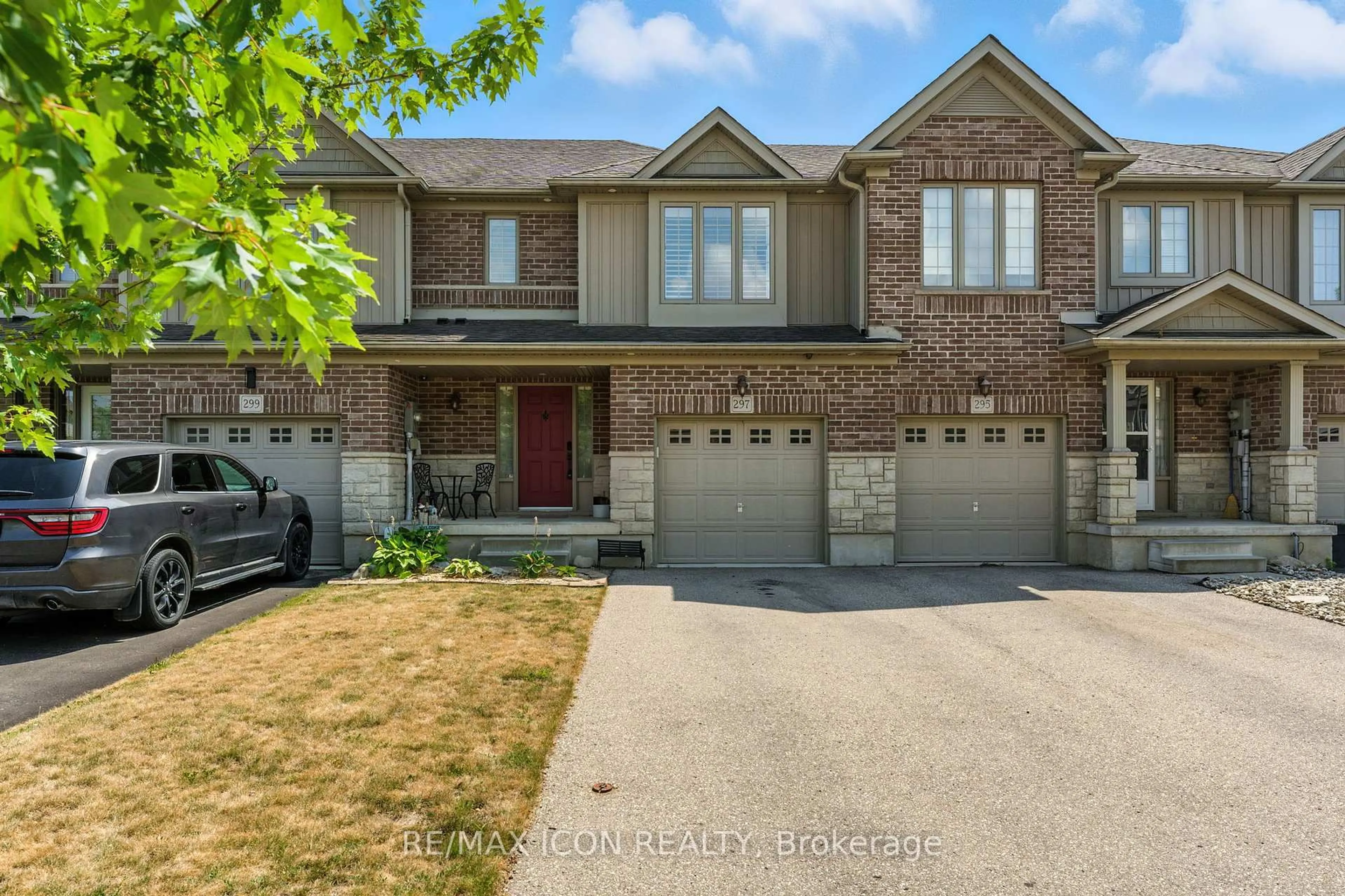 Home with brick exterior material, street for 297 Vincent Dr, North Dumfries Ontario N0B 1E0