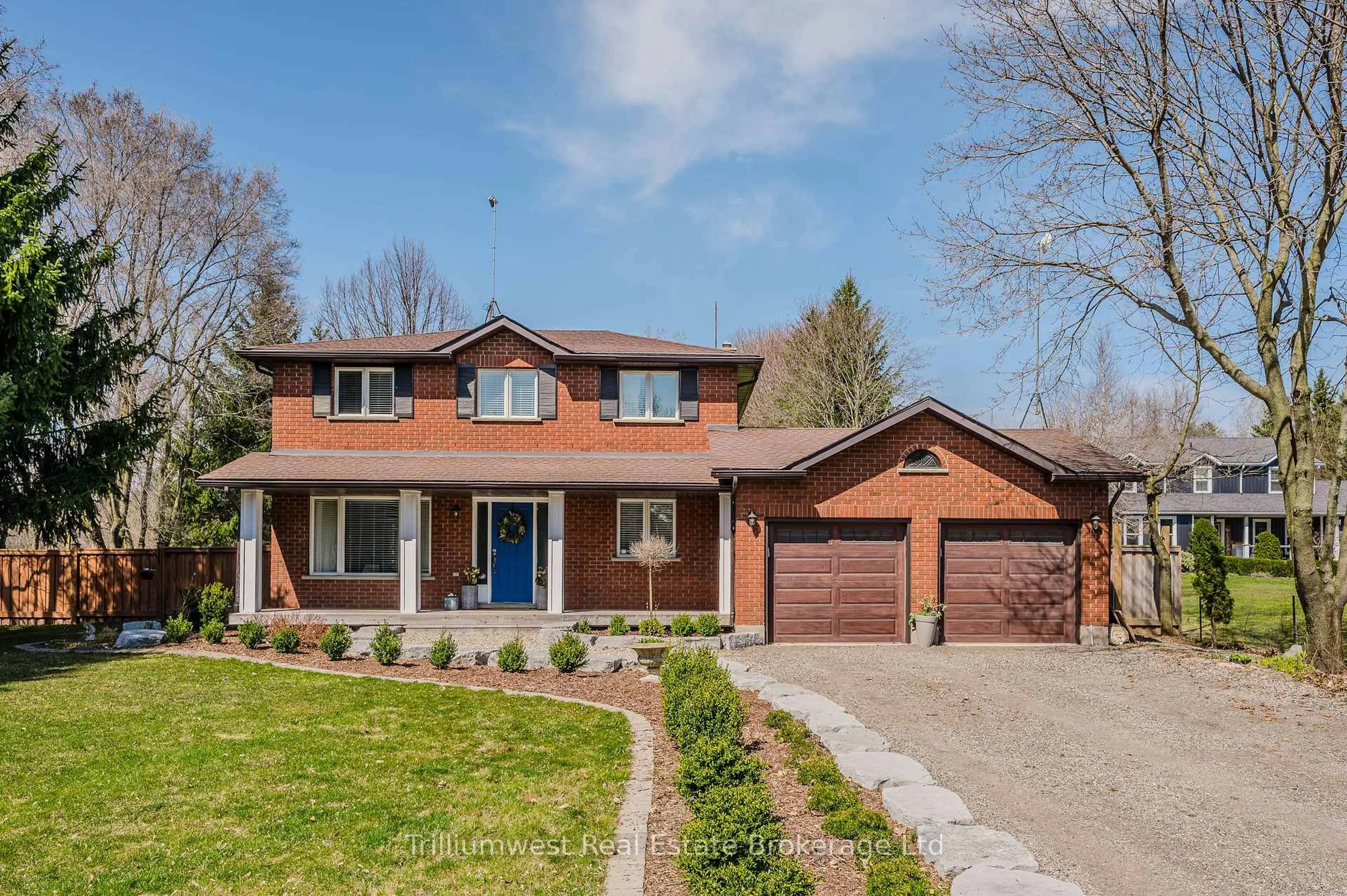 Home with brick exterior material, street for 4032 Maddaugh Rd, Puslinch Ontario N0B 2J0