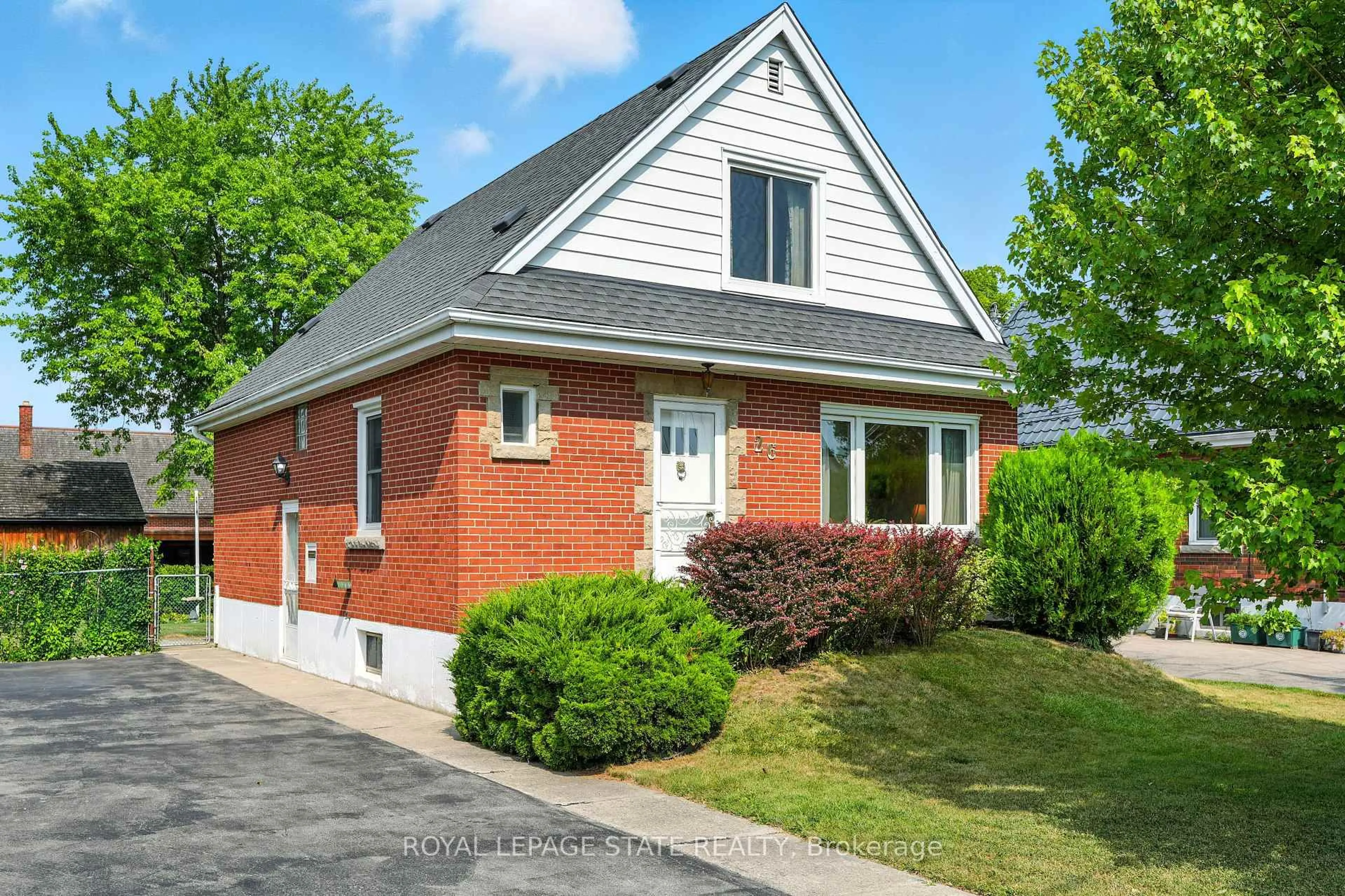 Home with brick exterior material, street for 26 Marion Pl, Hamilton Ontario L8G 1R7