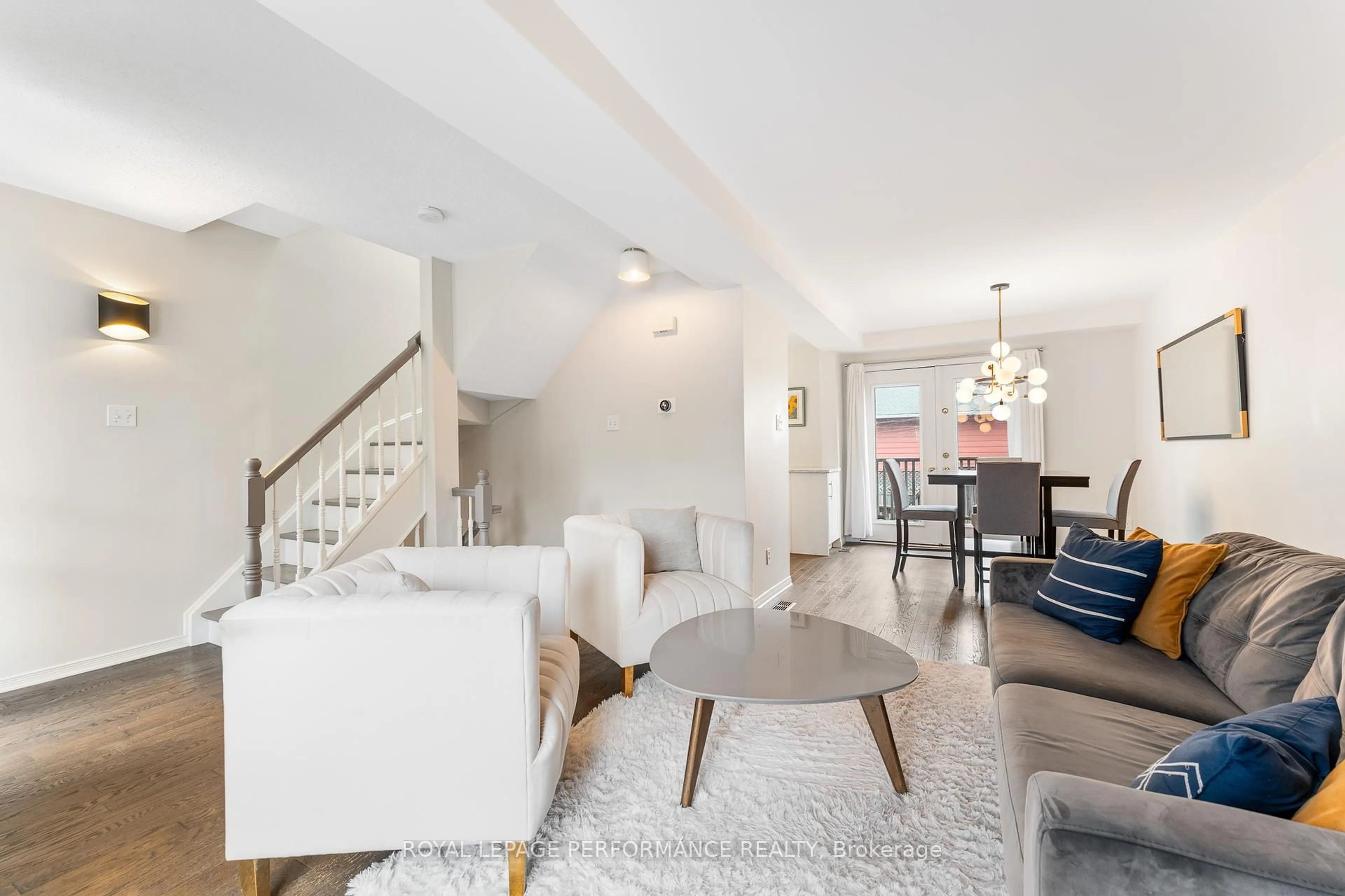 Living room with furniture, unknown for 101 Templeton St, Ottawa Ontario K1N 6X4