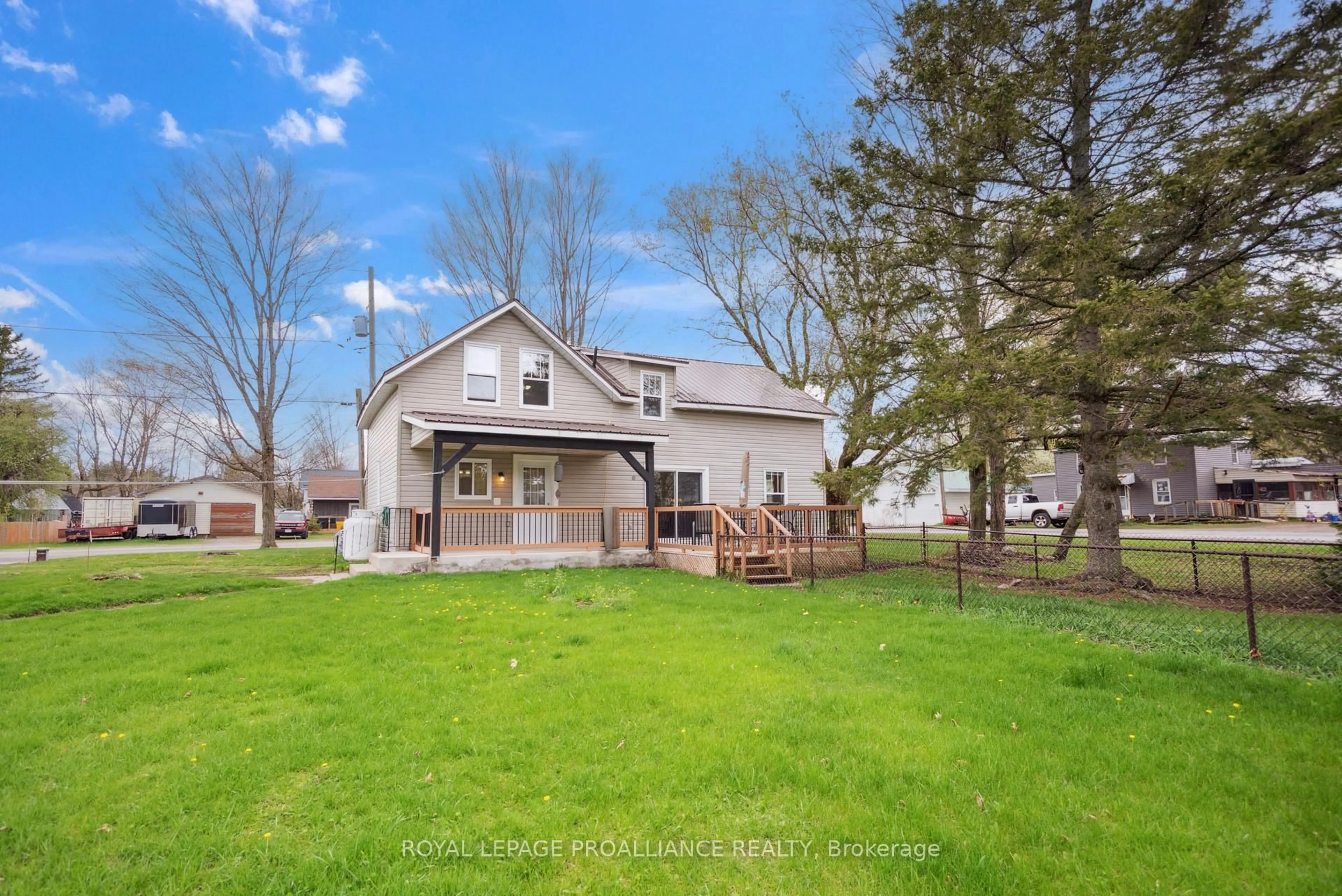 A pic from outside/outdoor area/front of a property/back of a property/a pic from drone, street for 6 Clement St, Kaladar Ontario K0H 1P0
