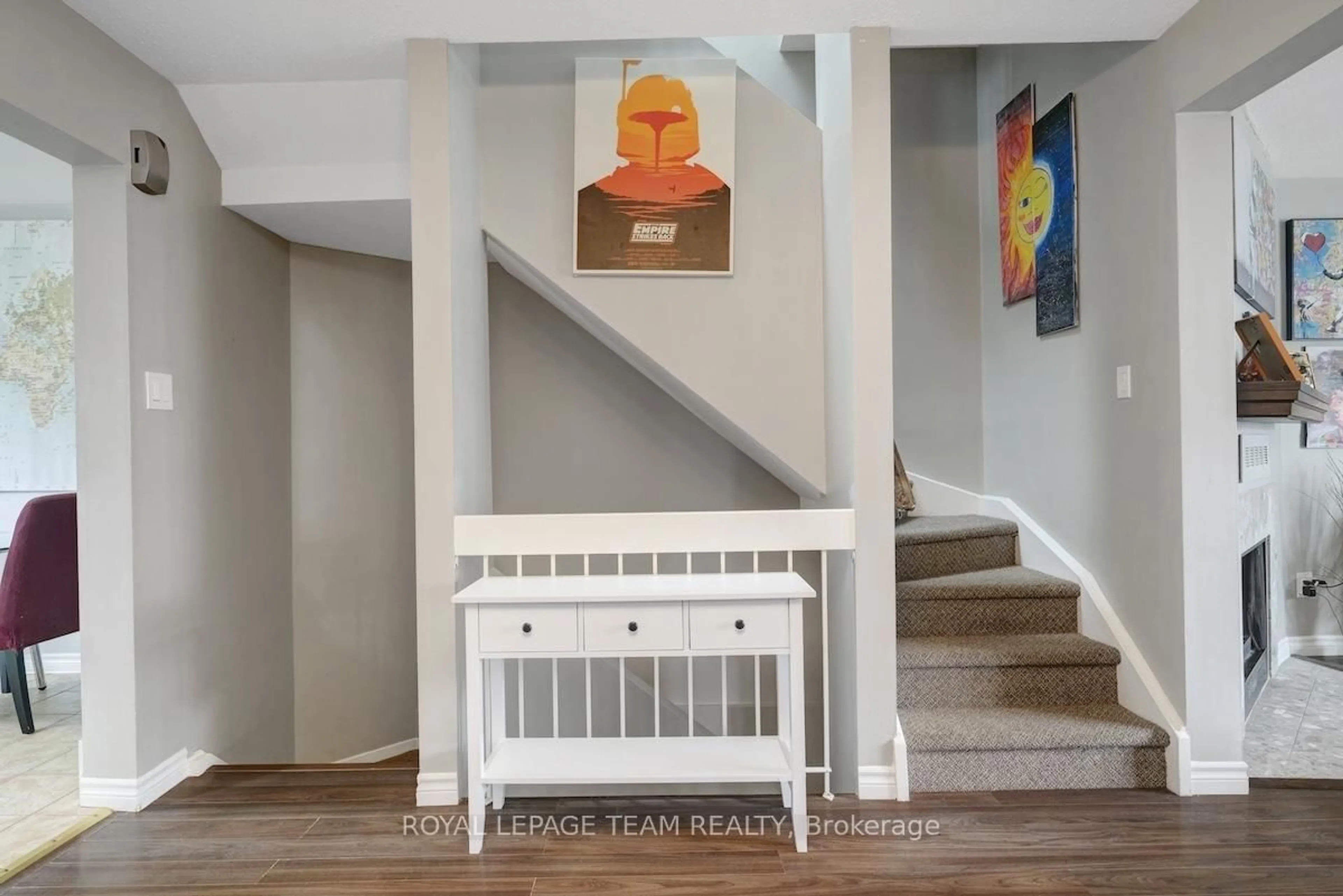 Stairs for 284 Dalehurst Dr, Ottawa Ontario K2G 4J5