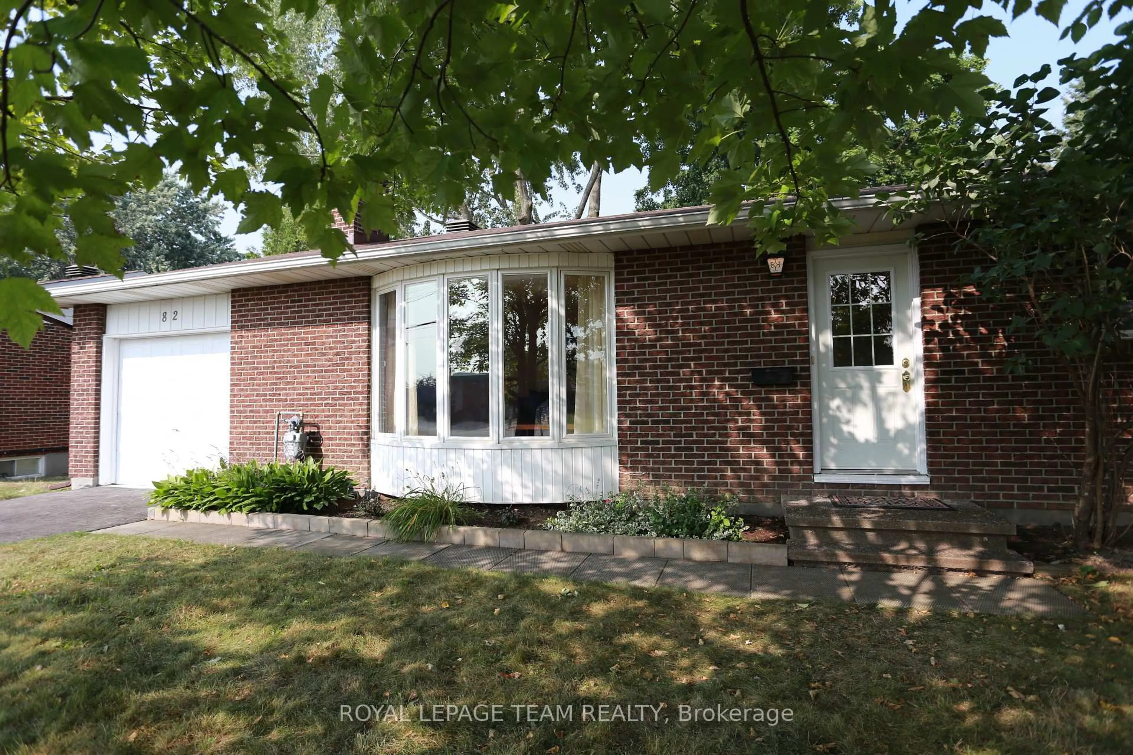 Home with brick exterior material, street for 82 Maitland St, Richmond Ontario K0A 2Z0