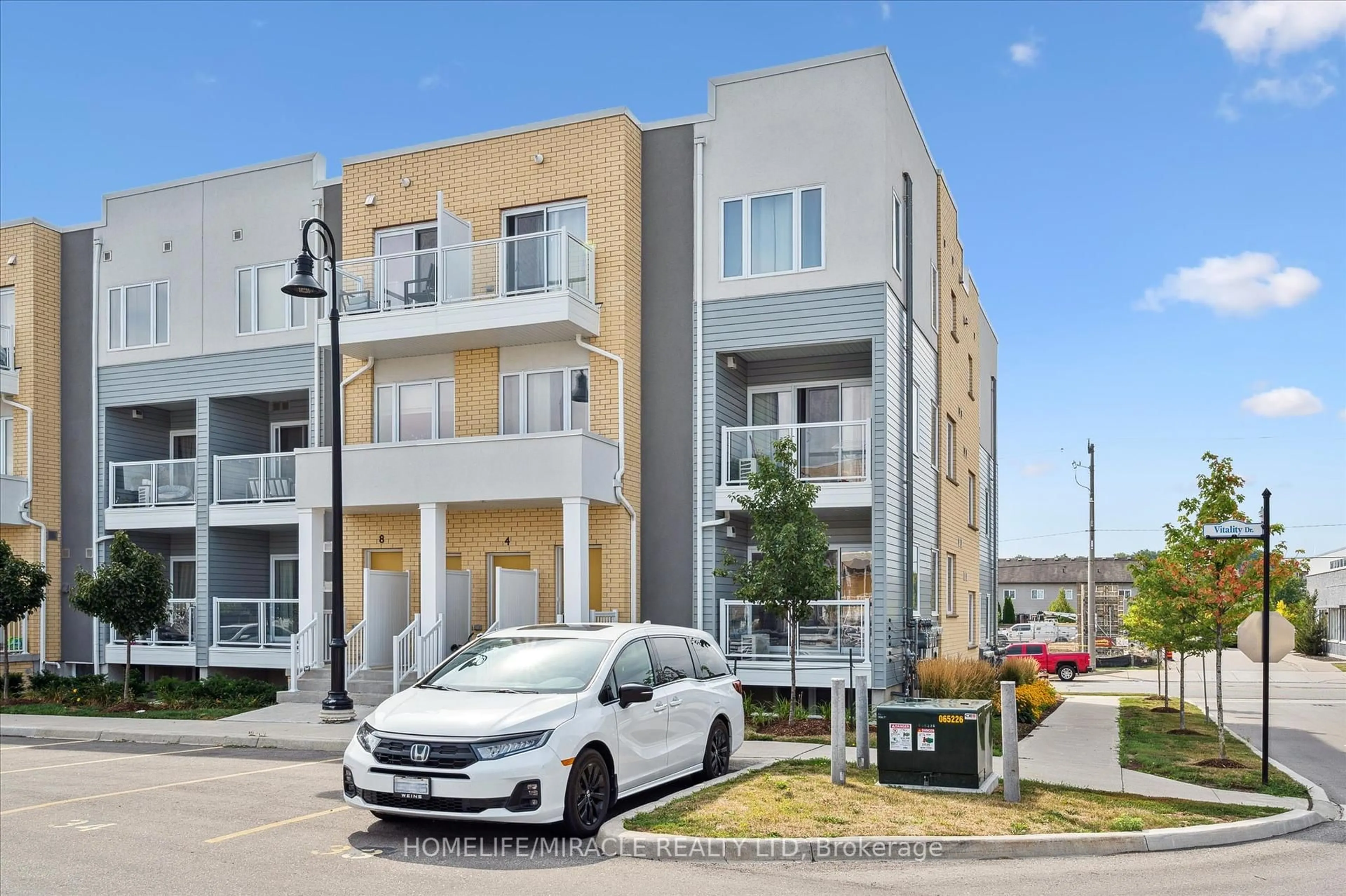 A pic from outside/outdoor area/front of a property/back of a property/a pic from drone, street for 2 Vitality Dr, Kitchener Ontario N2R 0R7