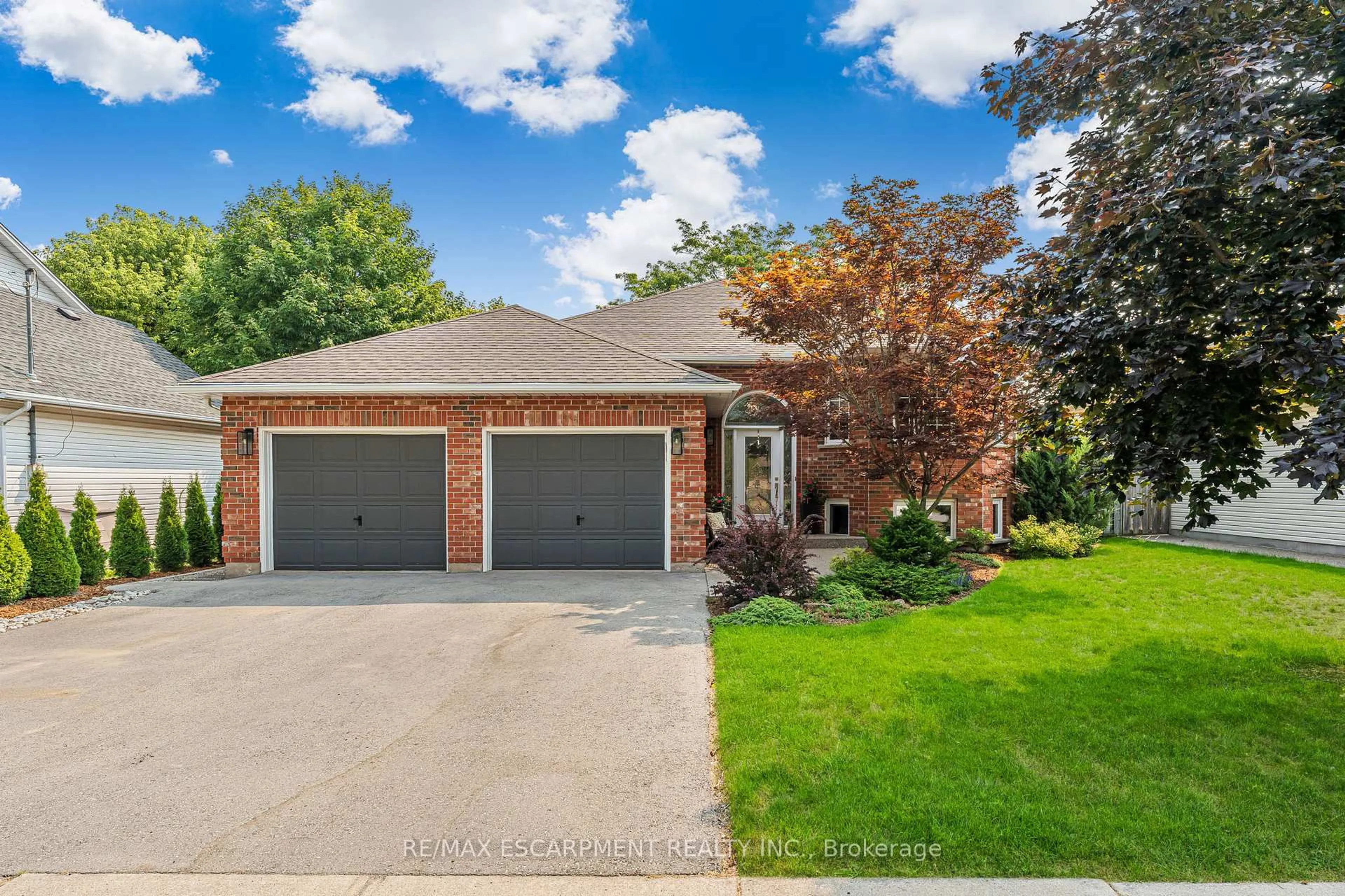Home with brick exterior material, street for 2461 SHURIE Rd, West Lincoln Ontario L0R 2A0