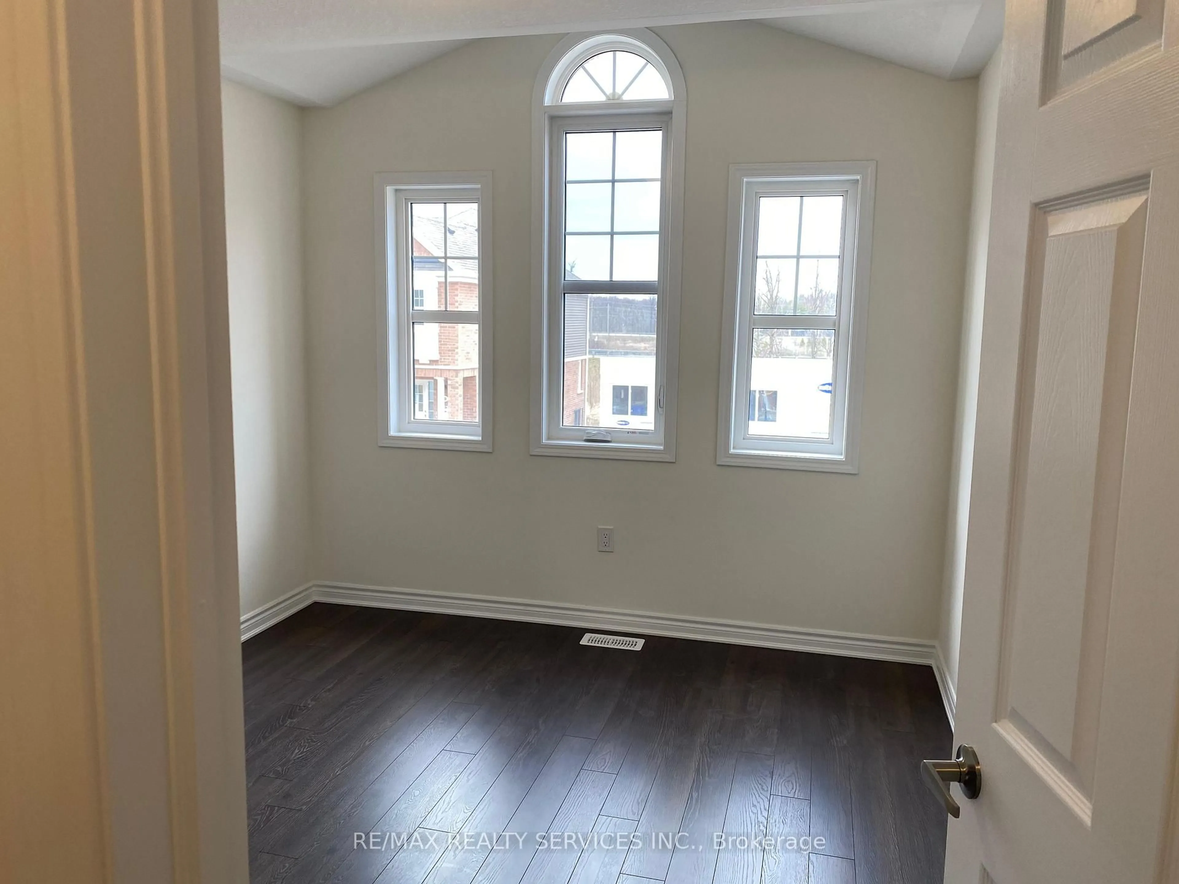 A pic of a room for 455 Guelph Ave #18, Cambridge Ontario N3C 0H2