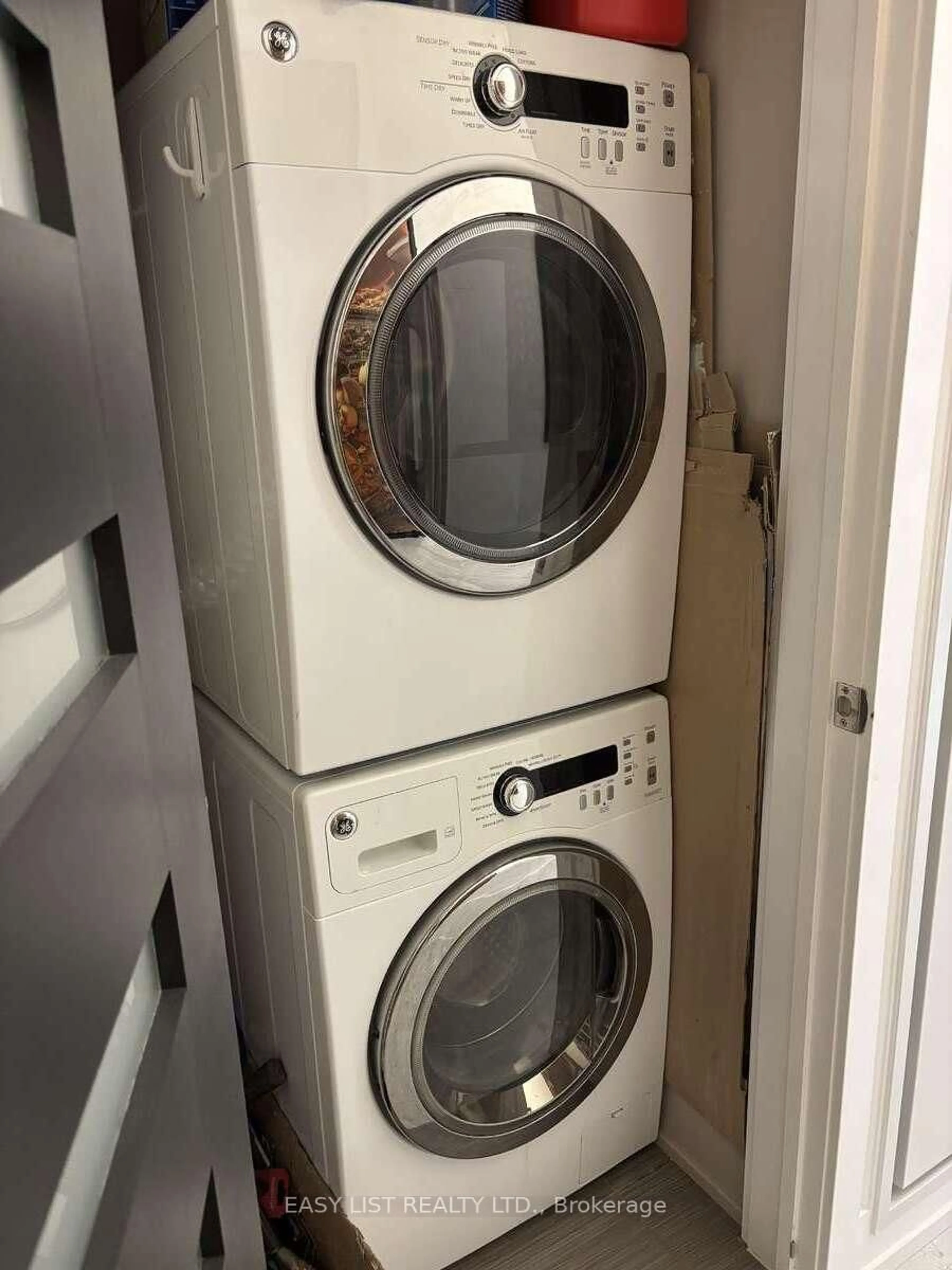 Laundry room for 108 Richmond Rd #701, Ottawa Ontario K1Z 0B3