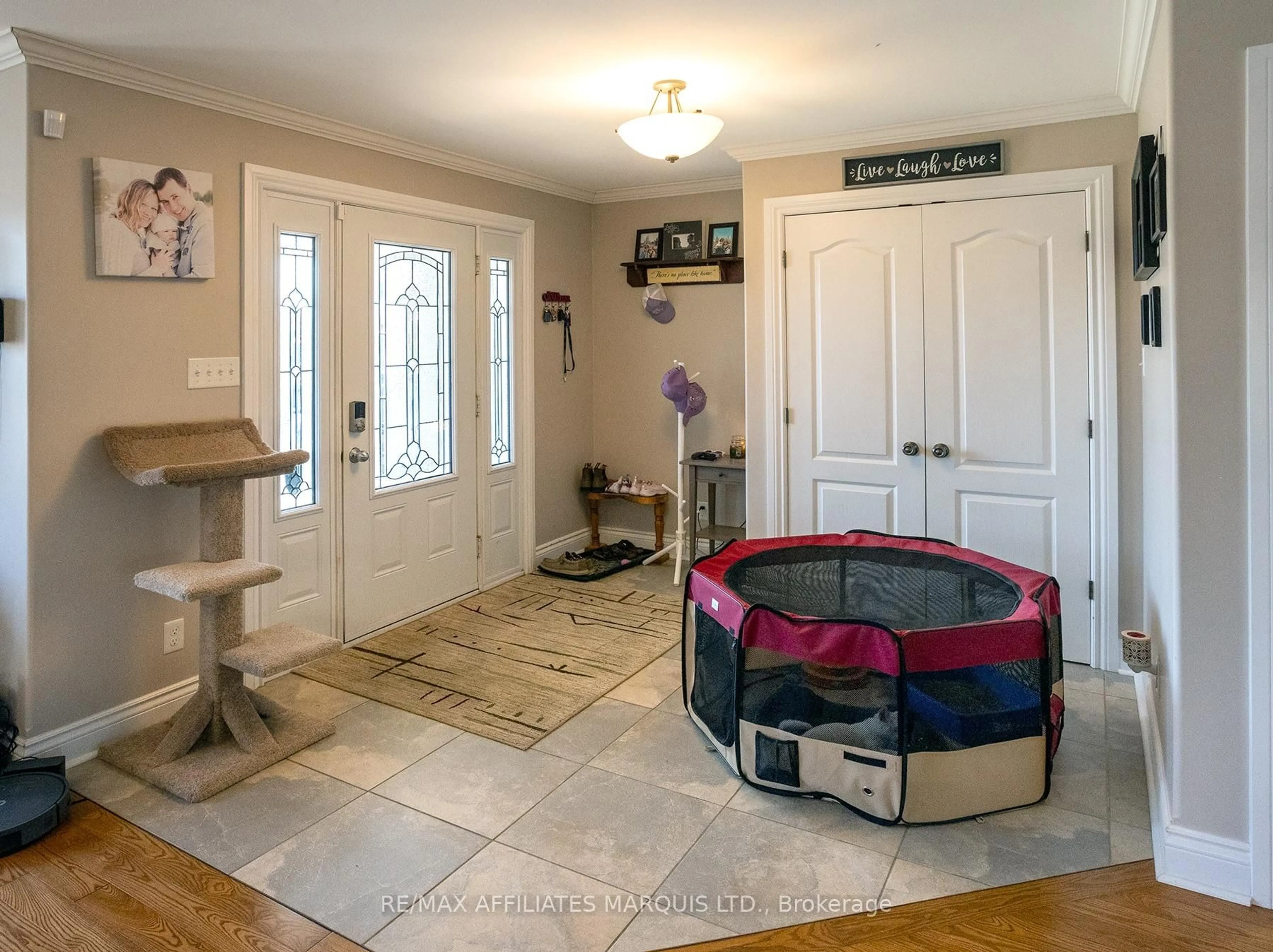 Indoor entryway for 133 Blakes Cres, South Dundas Ontario K0C 1X0