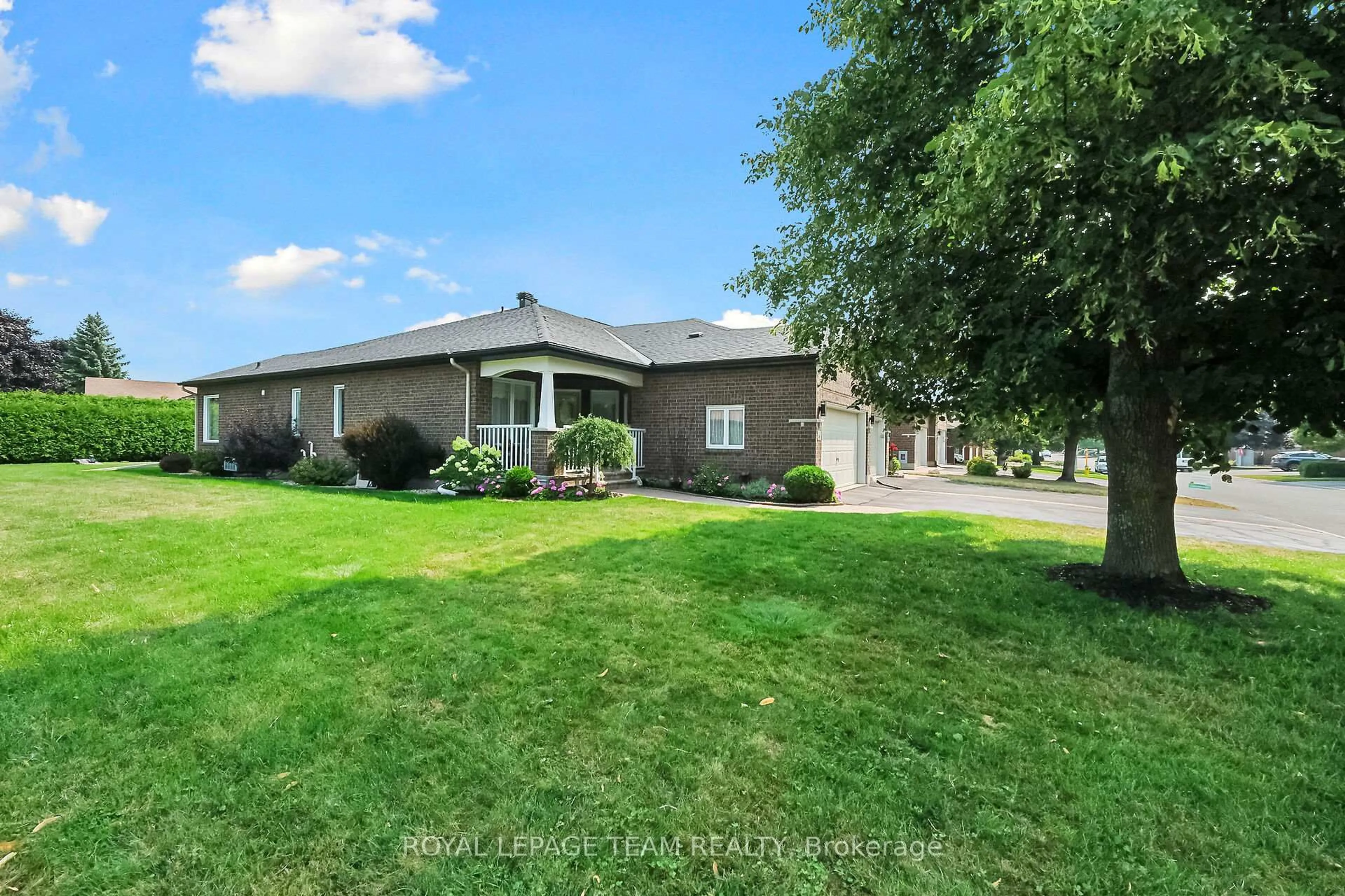 A pic from outside/outdoor area/front of a property/back of a property/a pic from drone, water/lake/river/ocean view for 20 Peregrine Cres, Kanata Ontario K2M 2T3