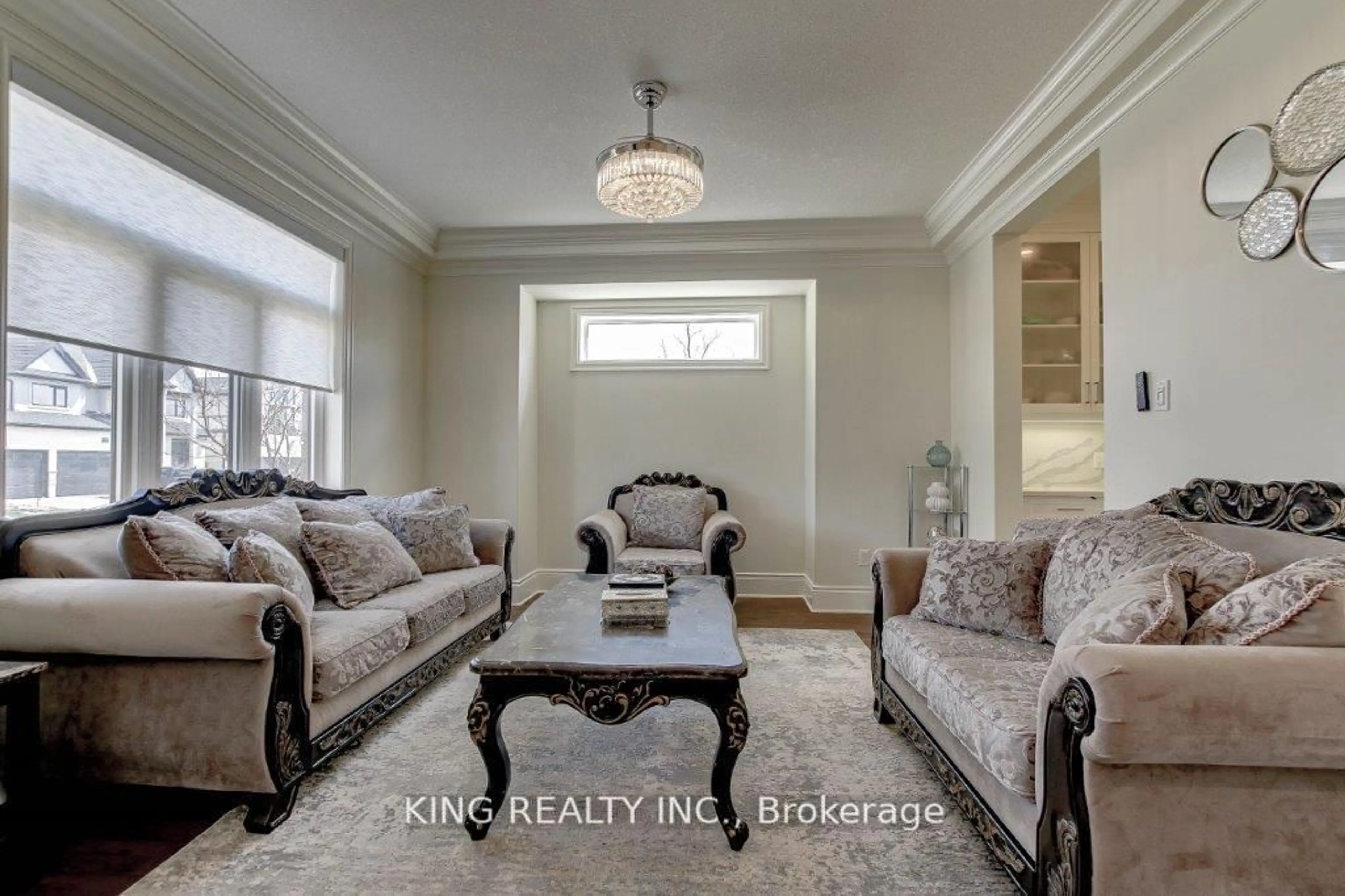 Living room with furniture, unknown for 6448 CROWN GRANT Rd, London South Ontario N6P 0G4