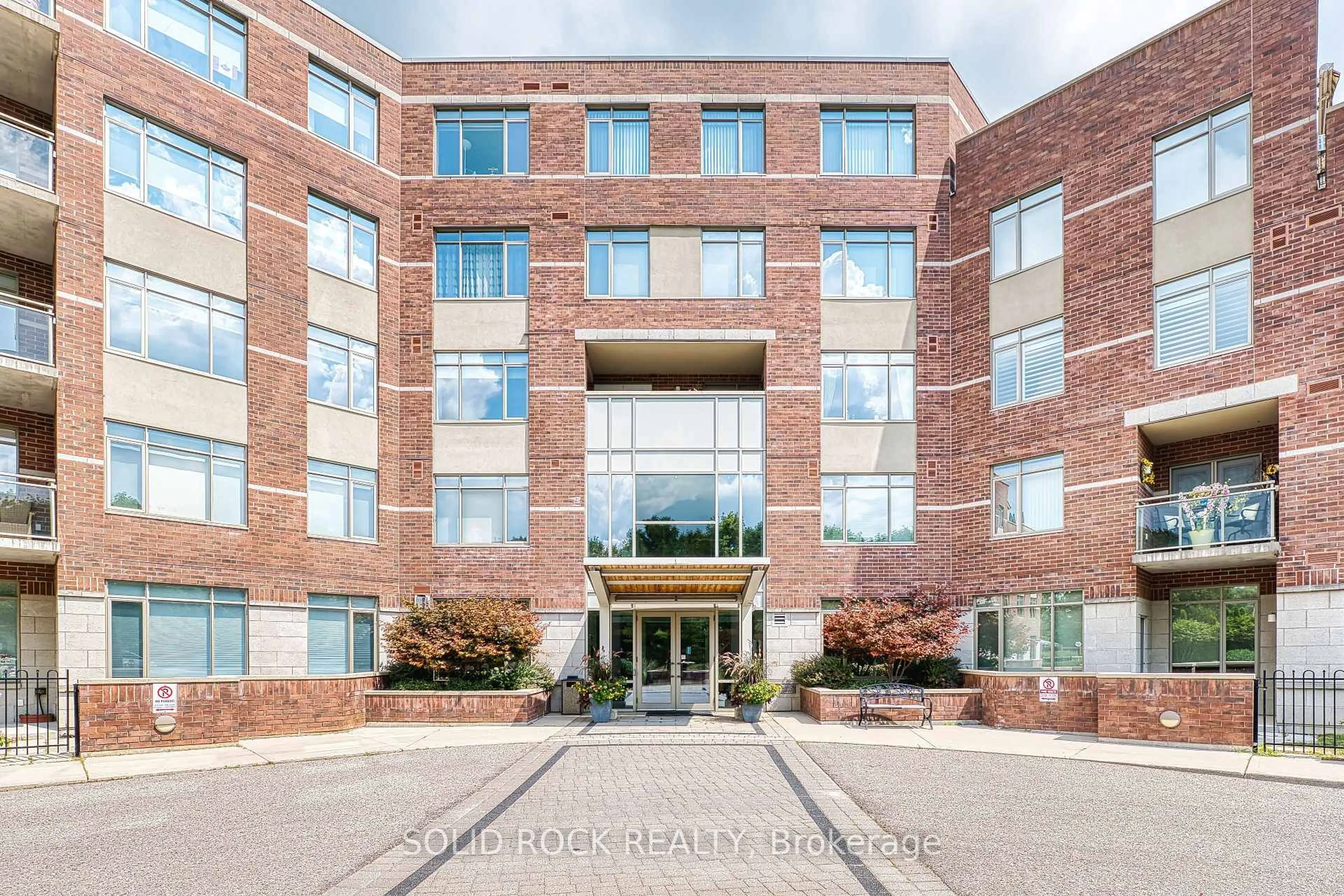 Unknown for 400 Romeo St #103, Stratford Ontario N5A 0A2