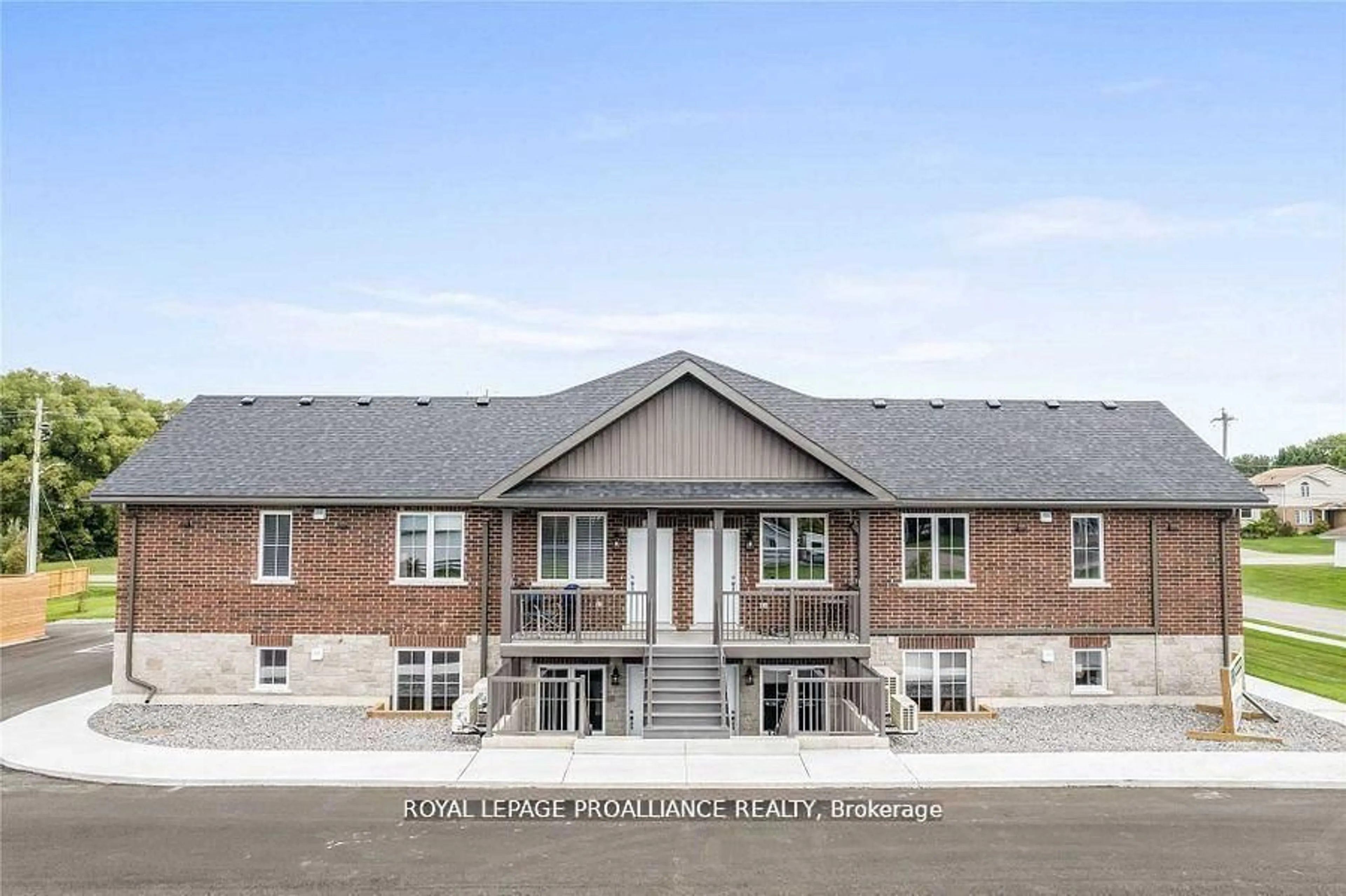 Home with brick exterior material, building for 15 Arthur St #106, Cramahe Ontario K0K 1S0