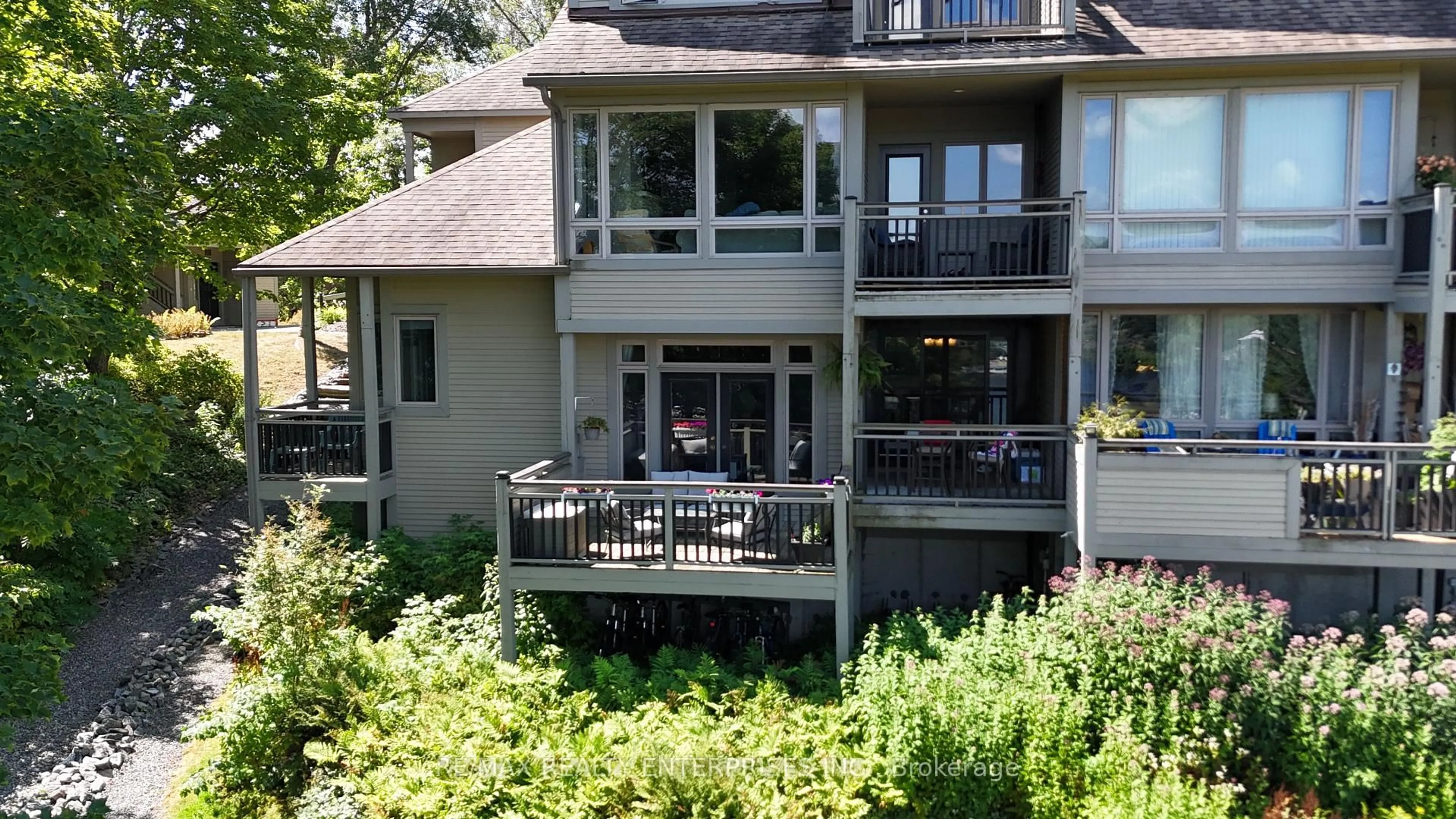 Unknown for 811 Grandview Hilltop Dr #8, Huntsville Ontario P1H 2J5