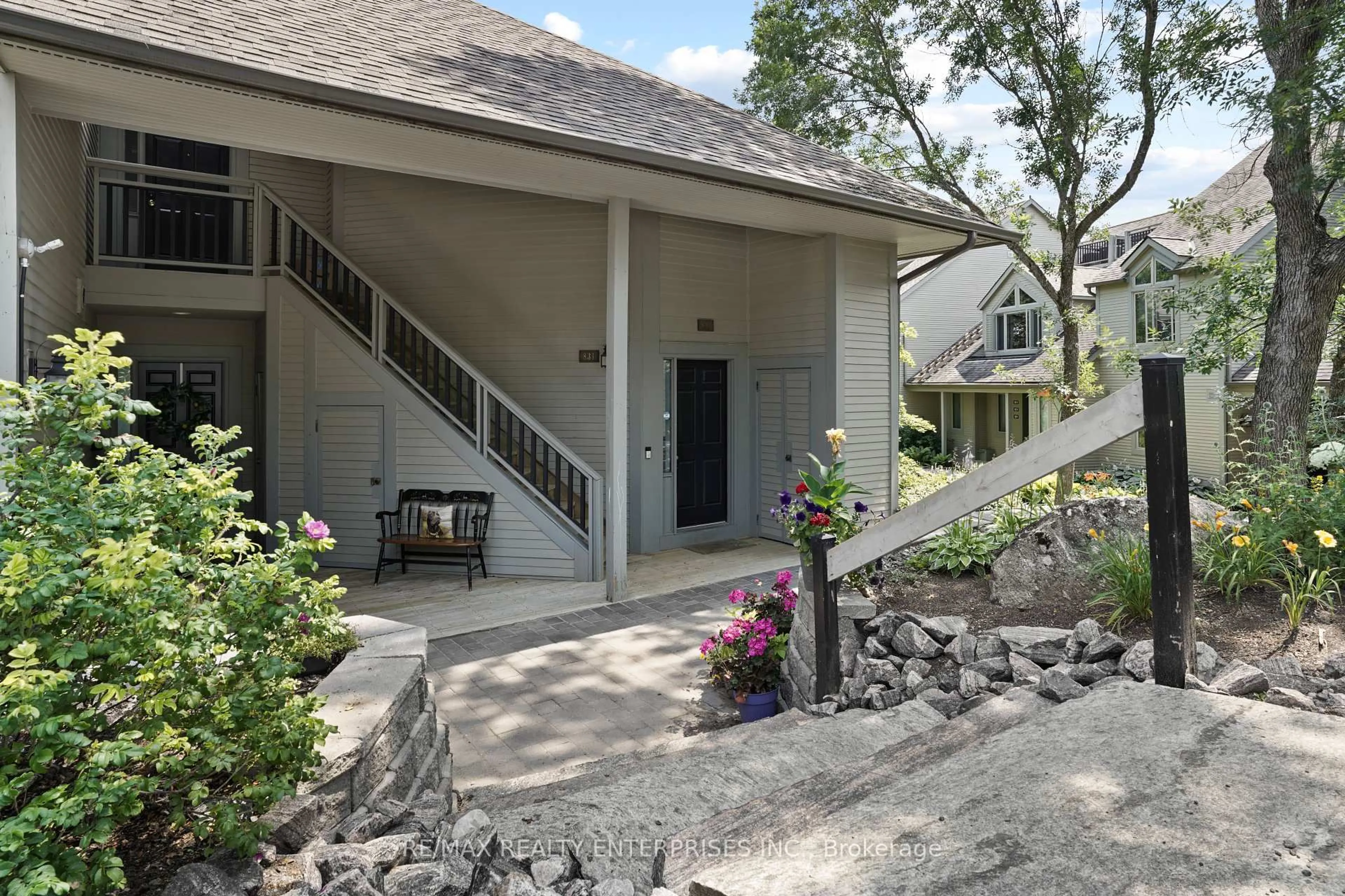 Patio, unknown for 811 Grandview Hilltop Dr #8, Huntsville Ontario P1H 2J5