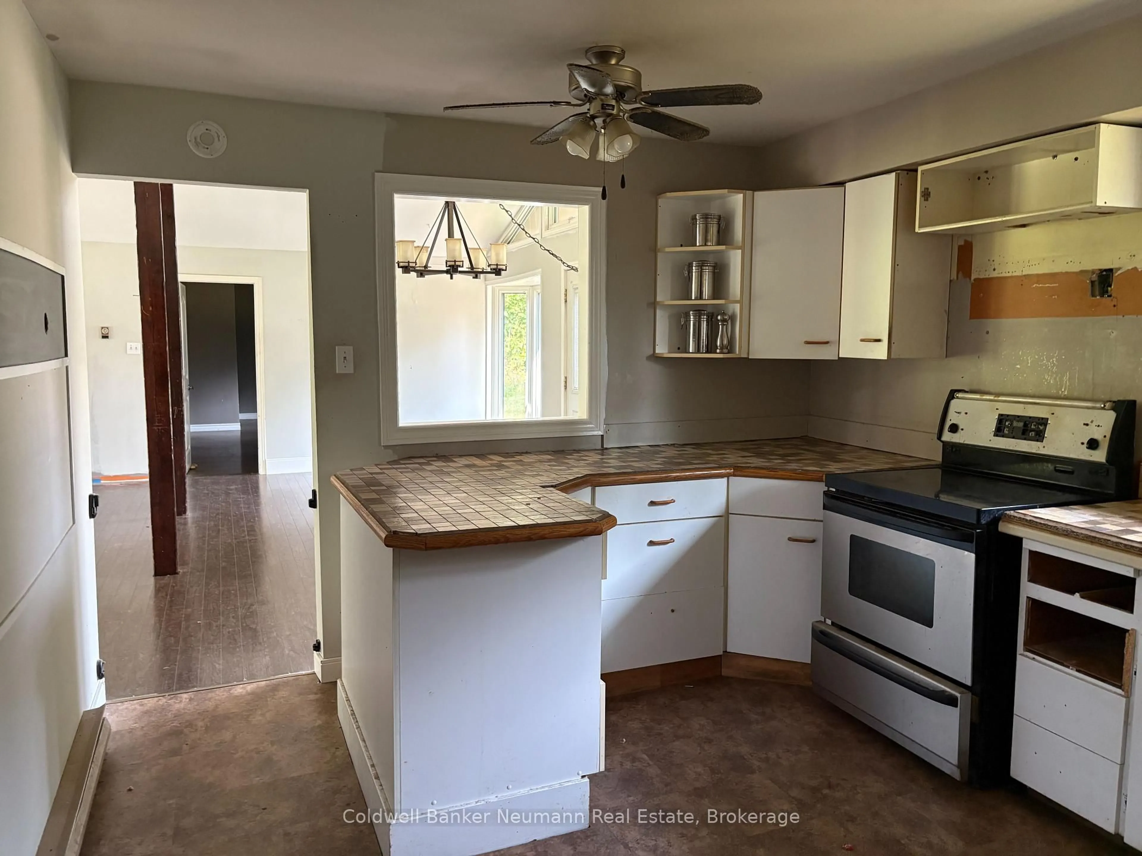 Unknown for 8496 Eramosa Garafraxa Tl Townline, Centre Wellington Ontario N1M 2W5
