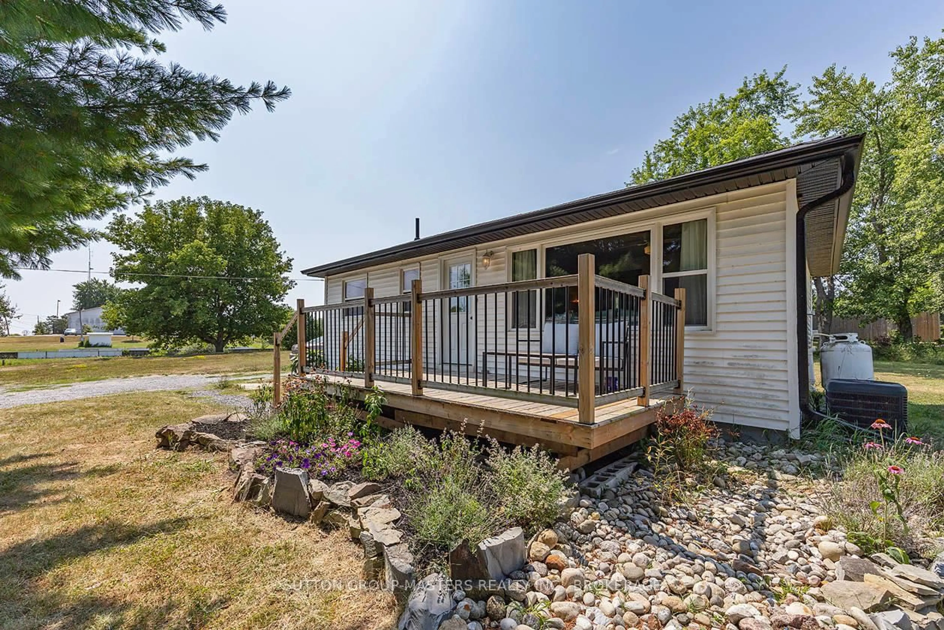 Patio, water/lake/river/ocean view for 1682 Joyceville Rd, Kingston Ontario K7L 4V1
