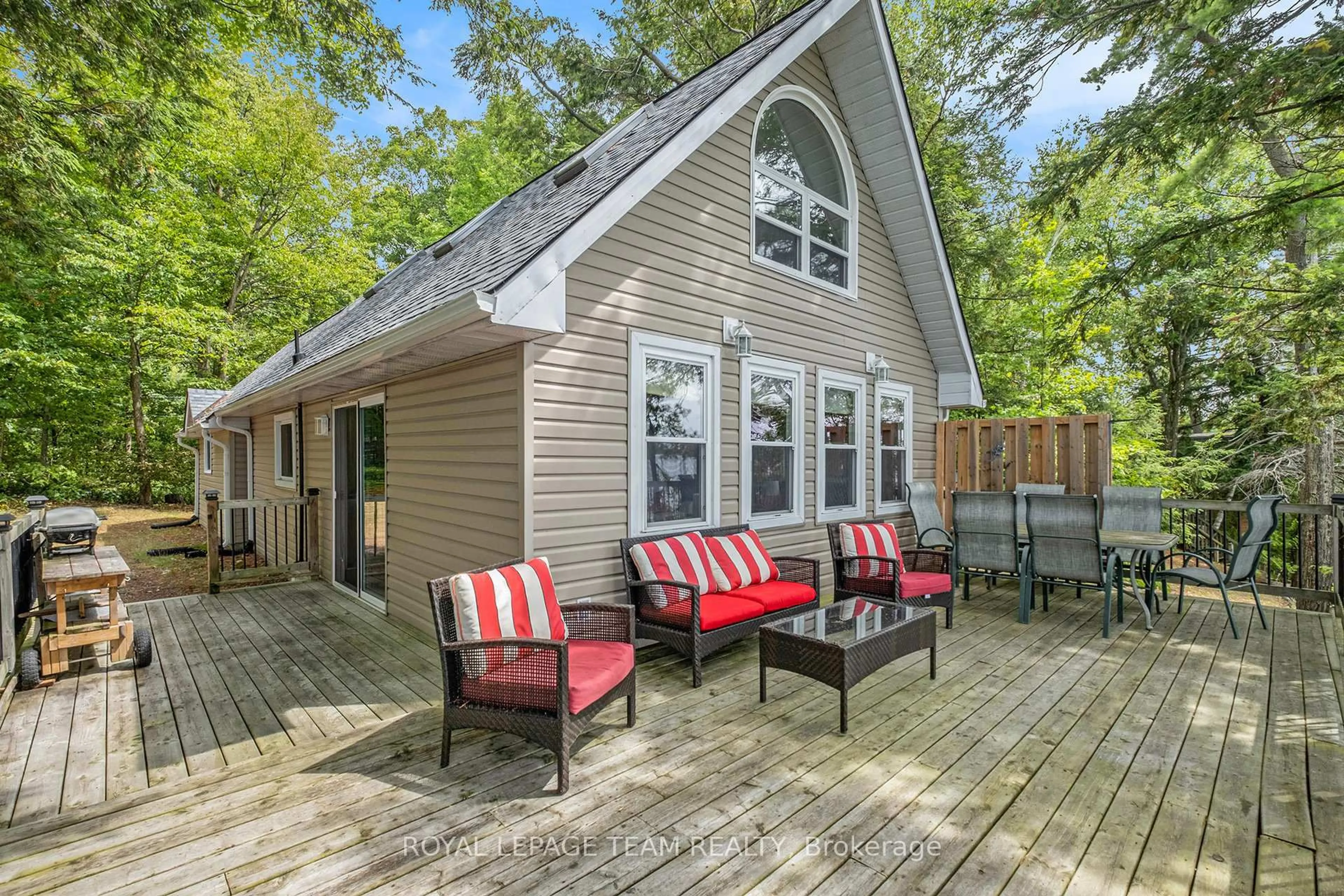 Patio, unknown for 18 O9 Rd, Rideau Lakes Ontario K0G 1L0