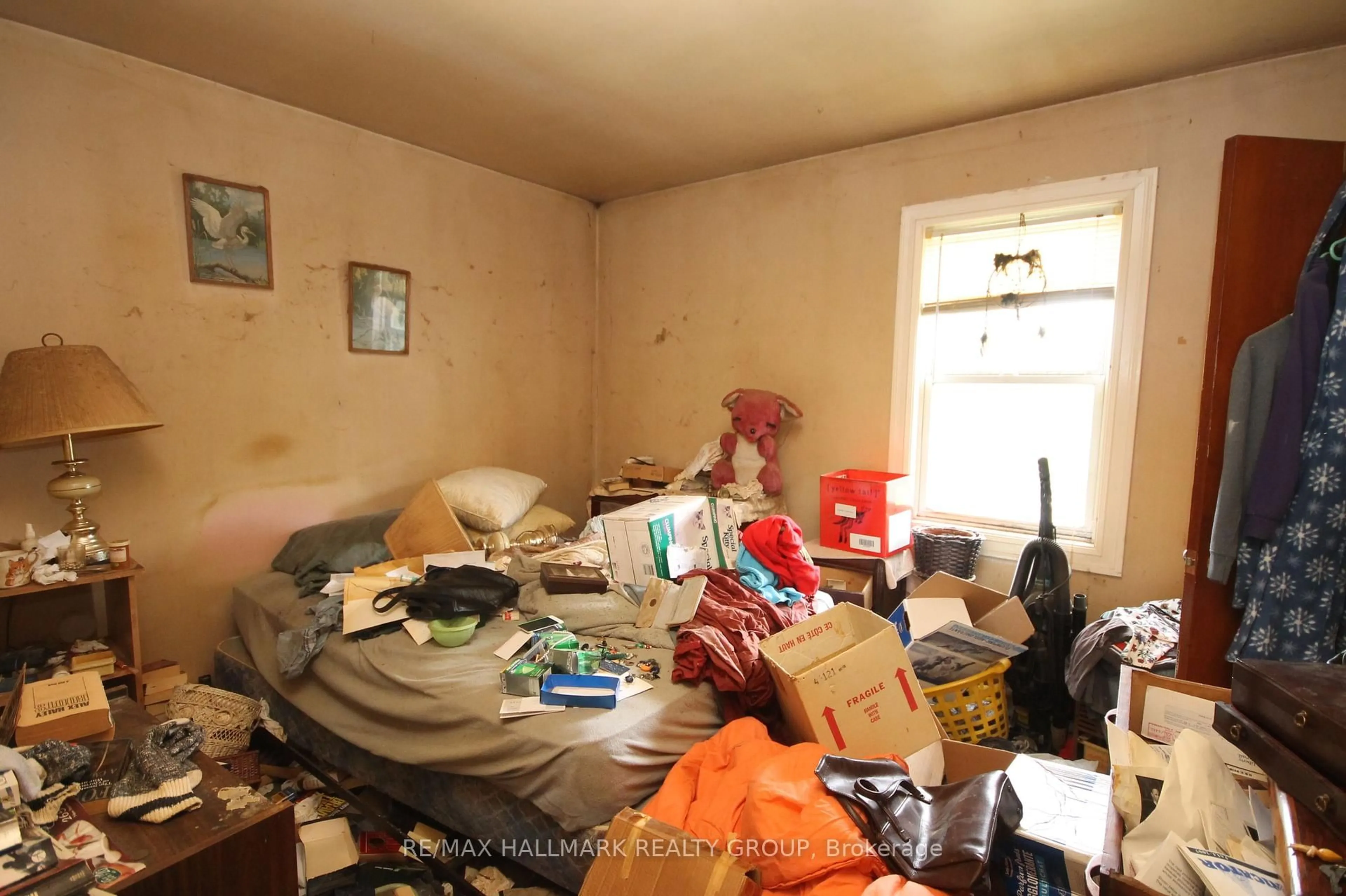 A pic of a room for 143 O'Gorman Ave, Renfrew Ontario K7V 3P8