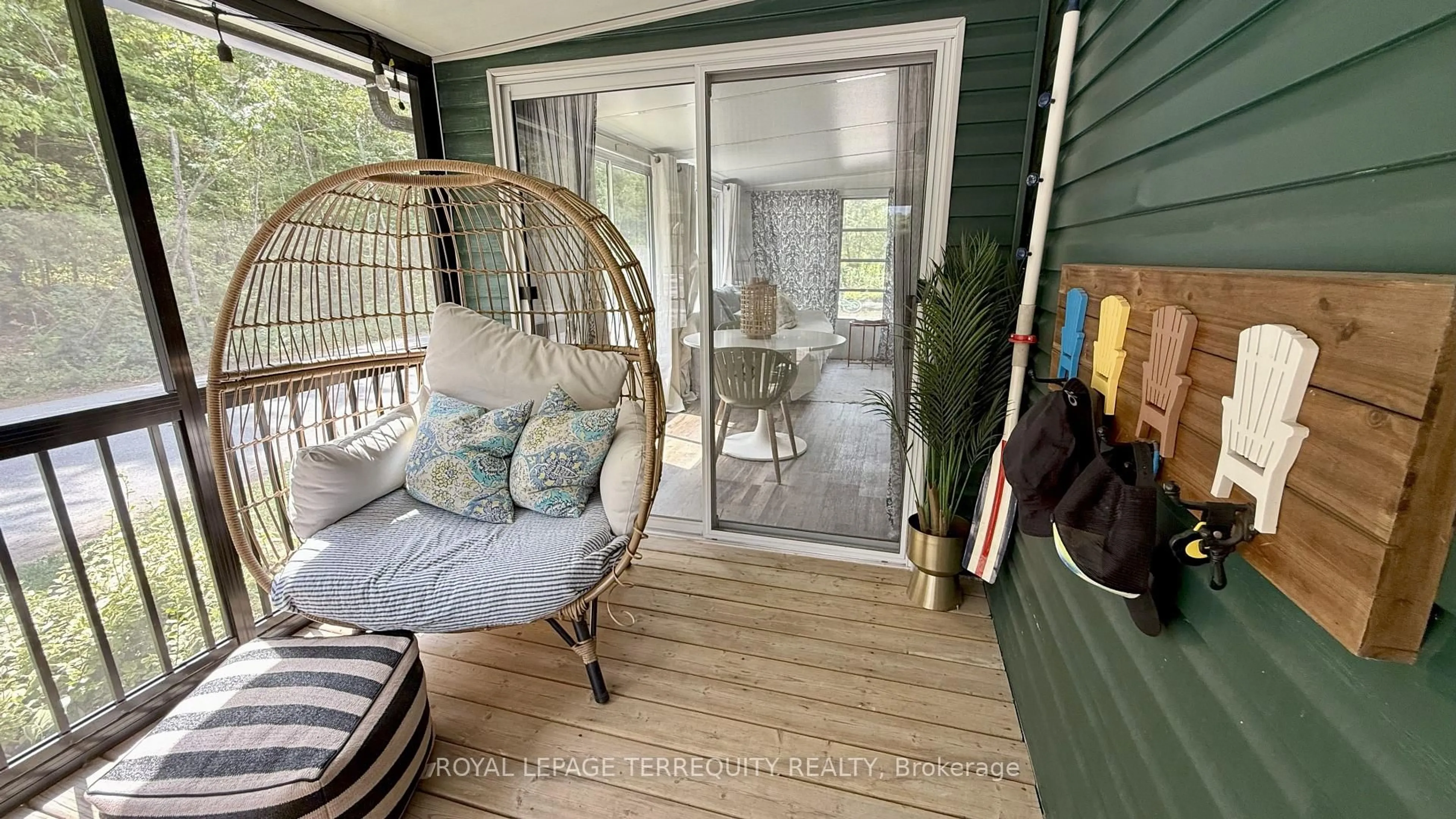 Indoor entryway for 14A Rockhaven St, Selwyn Ontario K0L 2H0