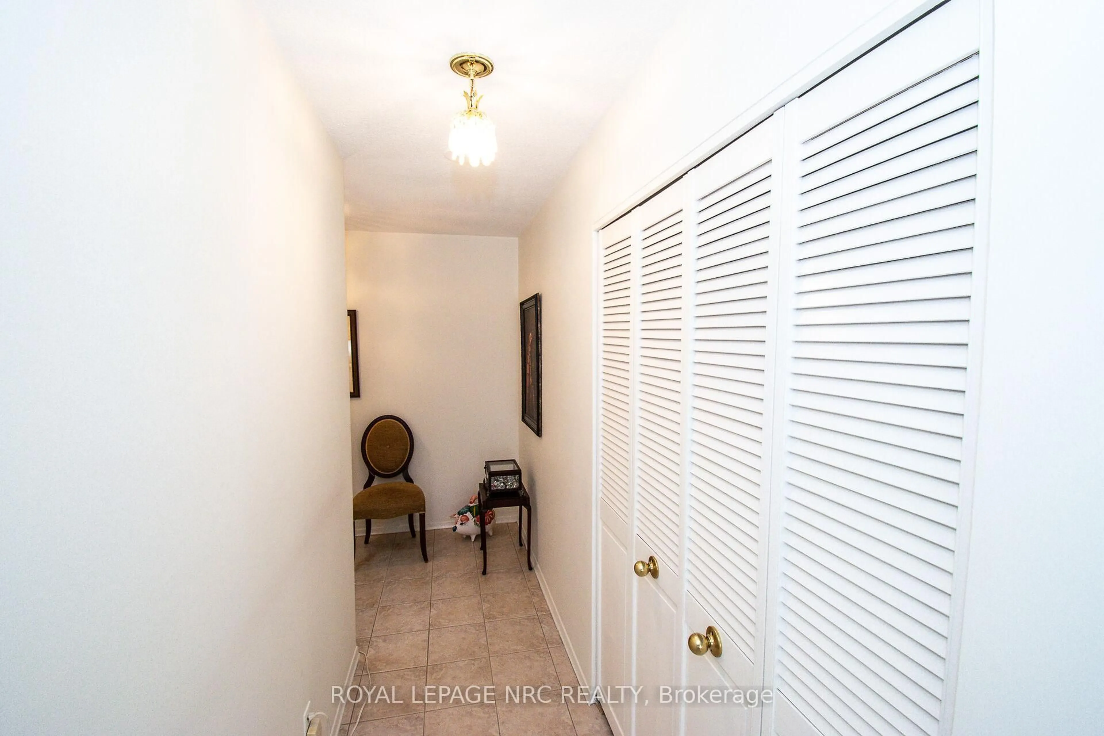 Unknown for 7 Gale Cres #904, St. Catharines Ontario L2R 7M8