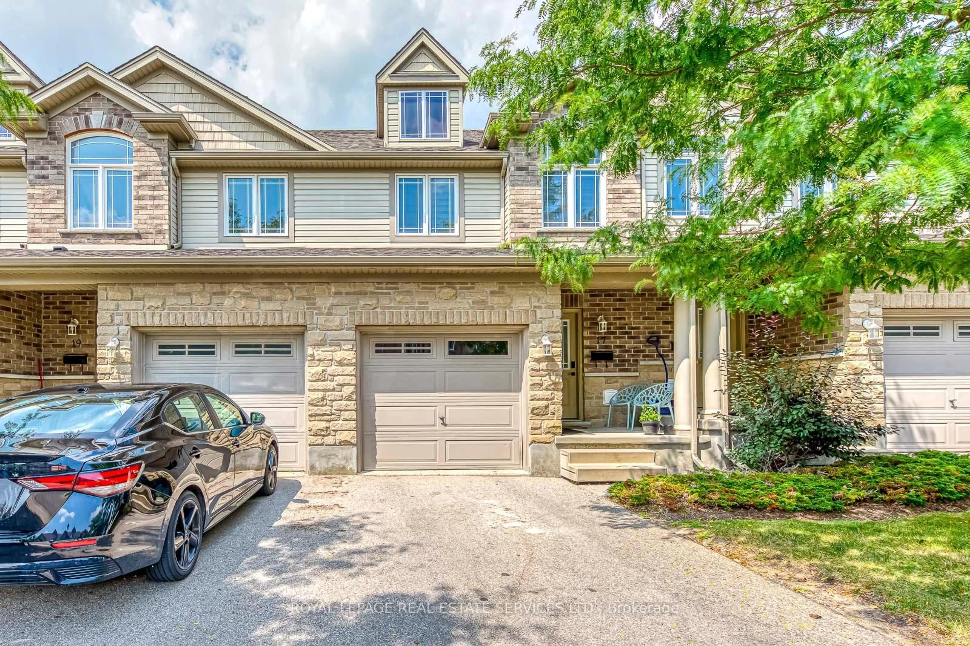 Home with brick exterior material, street for 17 Katemore Dr, Guelph Ontario N1L 0J2