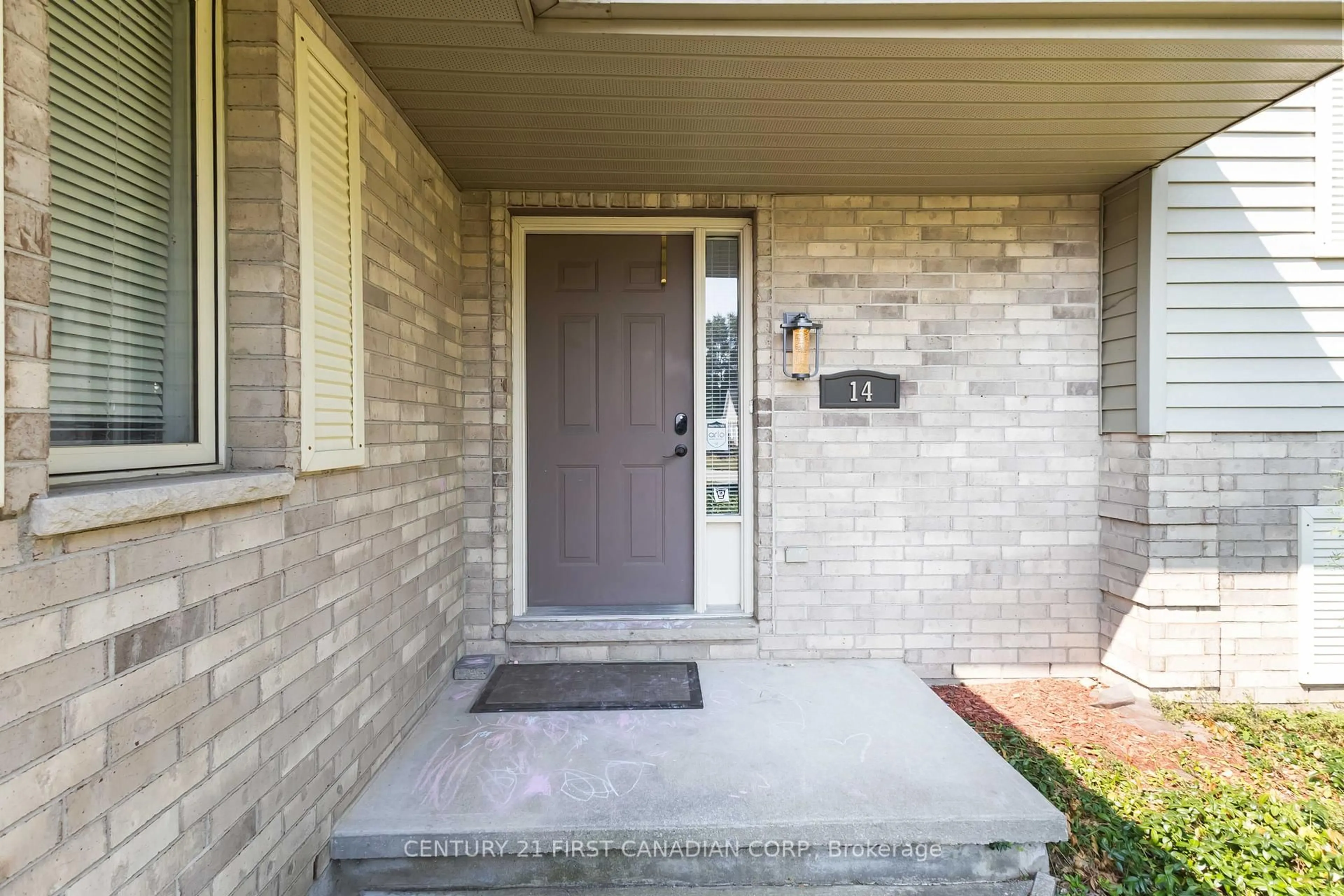 Indoor entryway for 14 Blosdale Cres, Middlesex Centre Ontario N0L 1E0