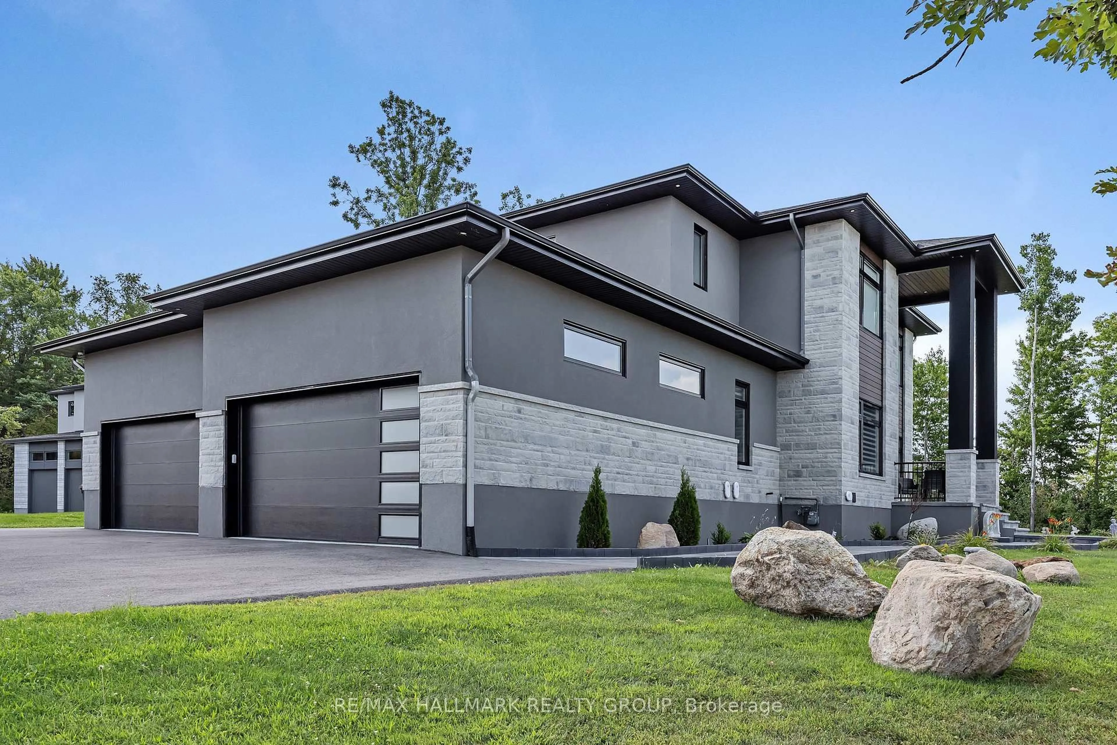 Home with brick exterior material, street for 595 Shoreway Dr, Greely Ontario K4P 0G3