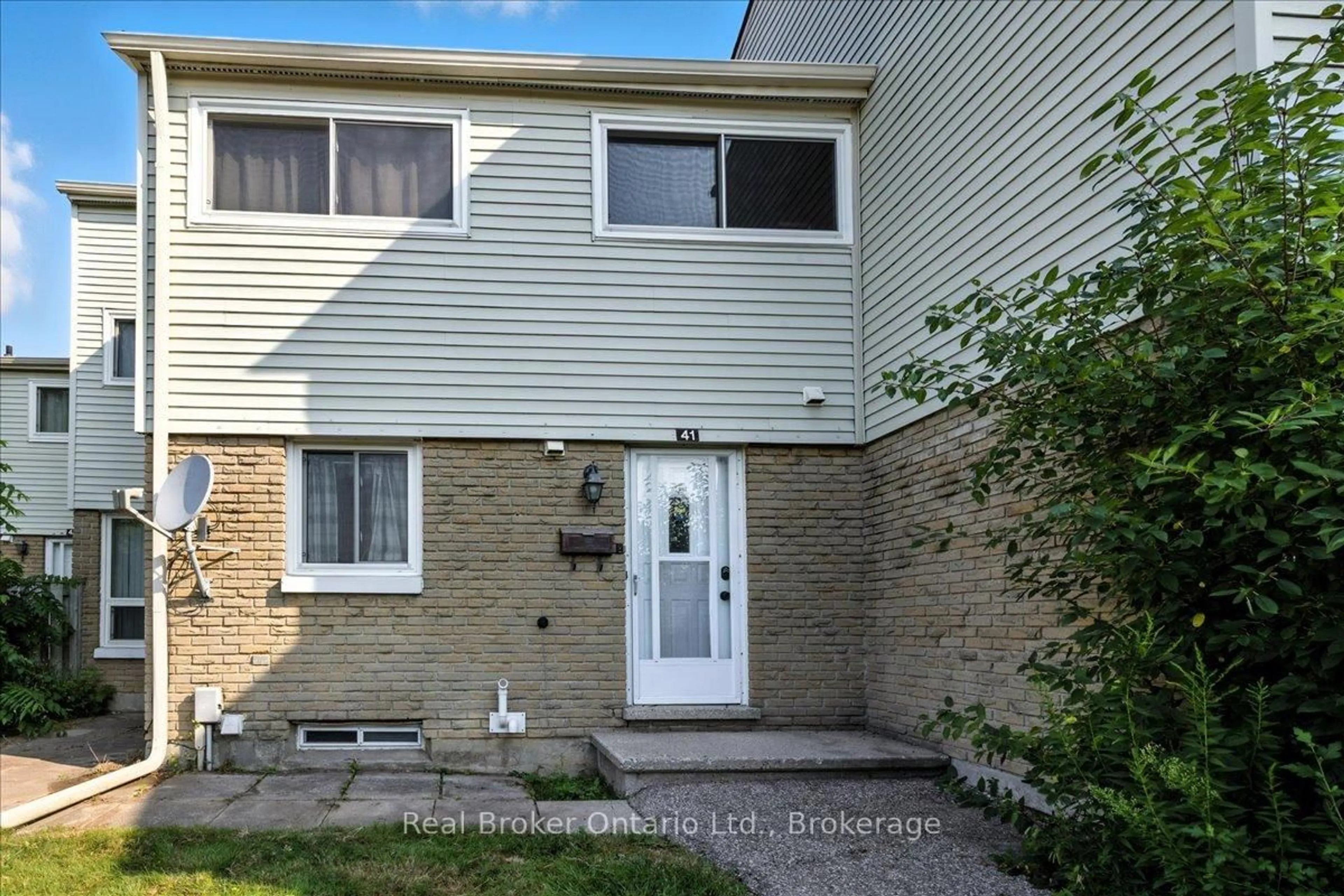 Home with vinyl exterior material, street for 415 Morgan Ave #41, Kitchener Ontario N2A 2V6
