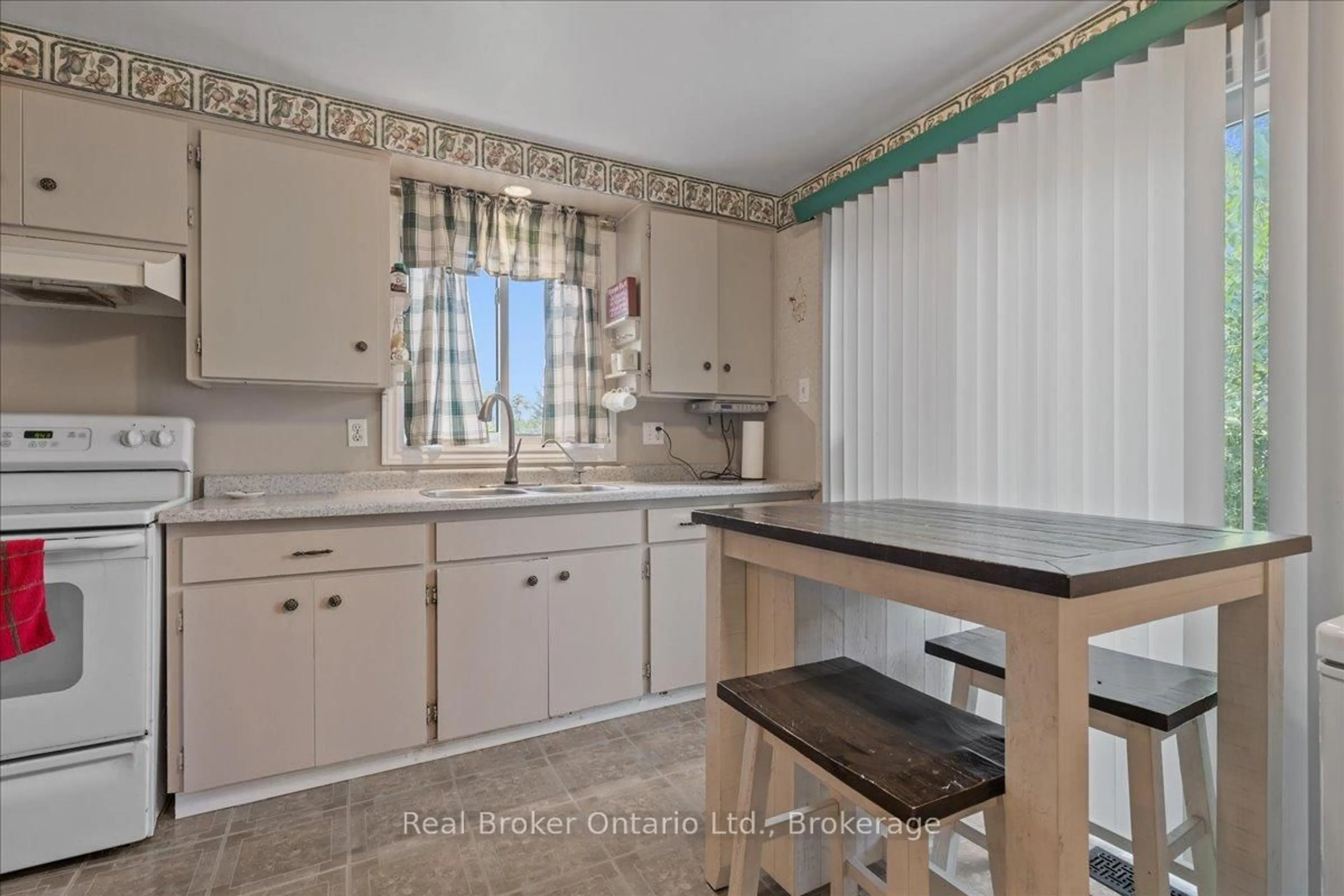 Standard kitchen, ceramic/tile floor for 415 Morgan Ave #41, Kitchener Ontario N2A 2V6
